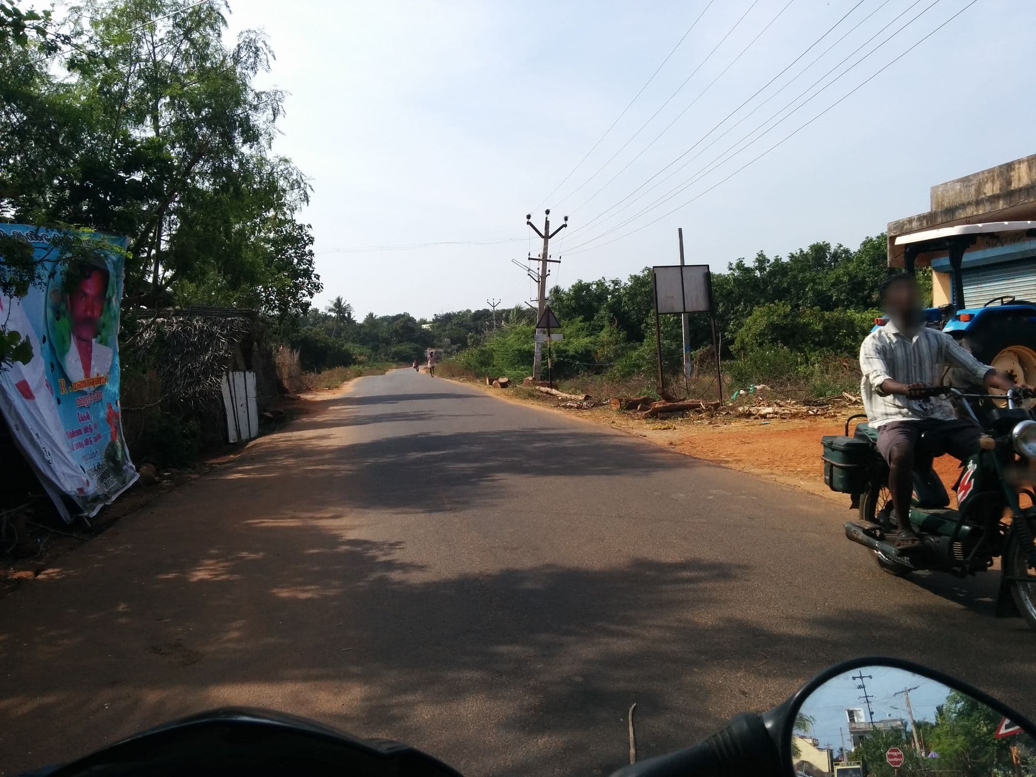 Street view near Conch Luxury Private Pool Suites, Kottaikuppam — © sashazykov (CC BY-SA · Mapillary)