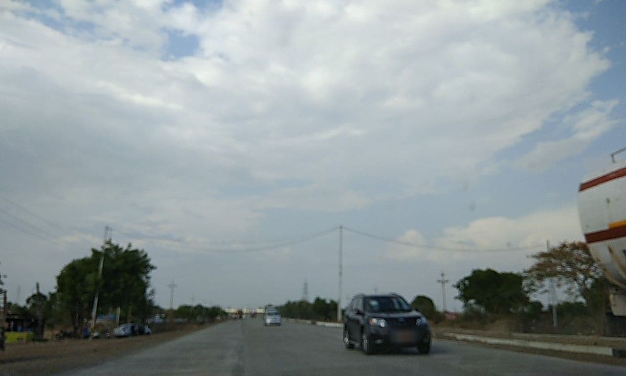 Street view near Hotel Gujarat, Dewas — © ashwinmohan (CC BY-SA · Mapillary)
