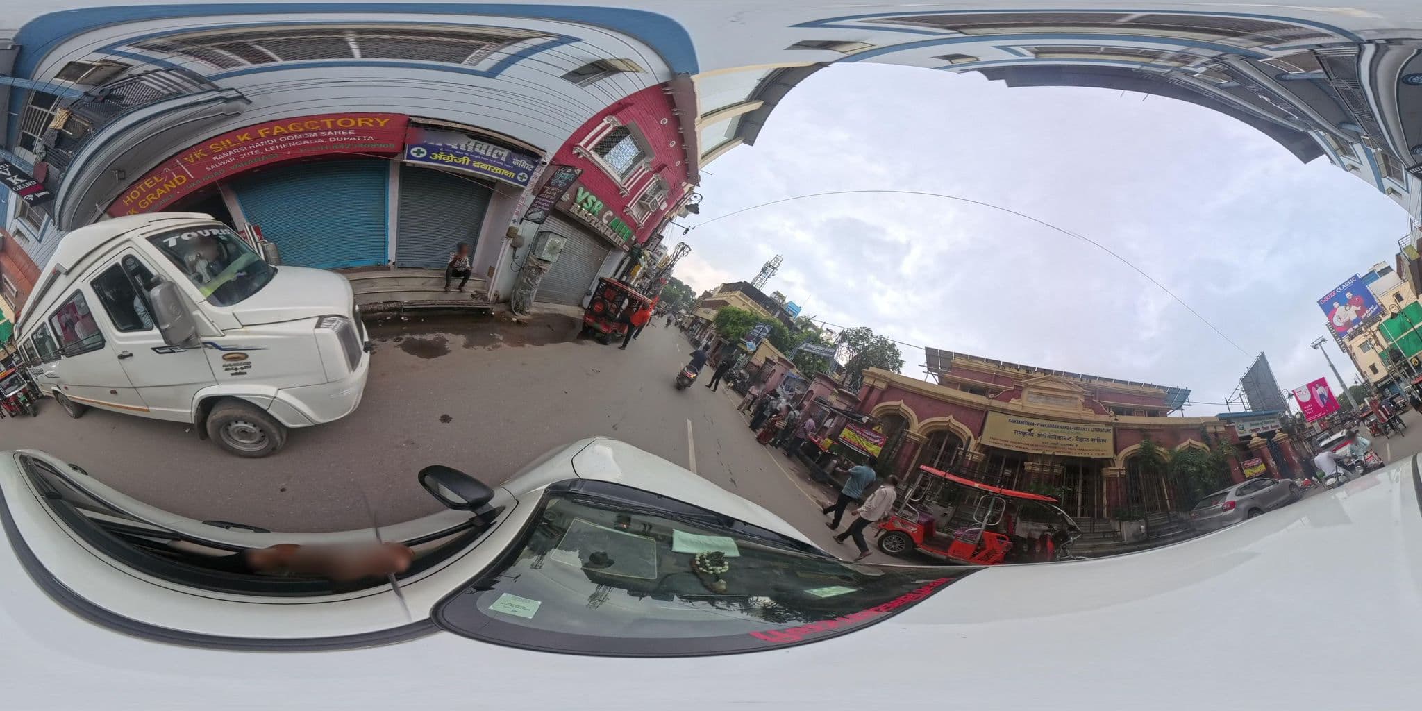 Street view near The Commune Varanasi, Varanasi