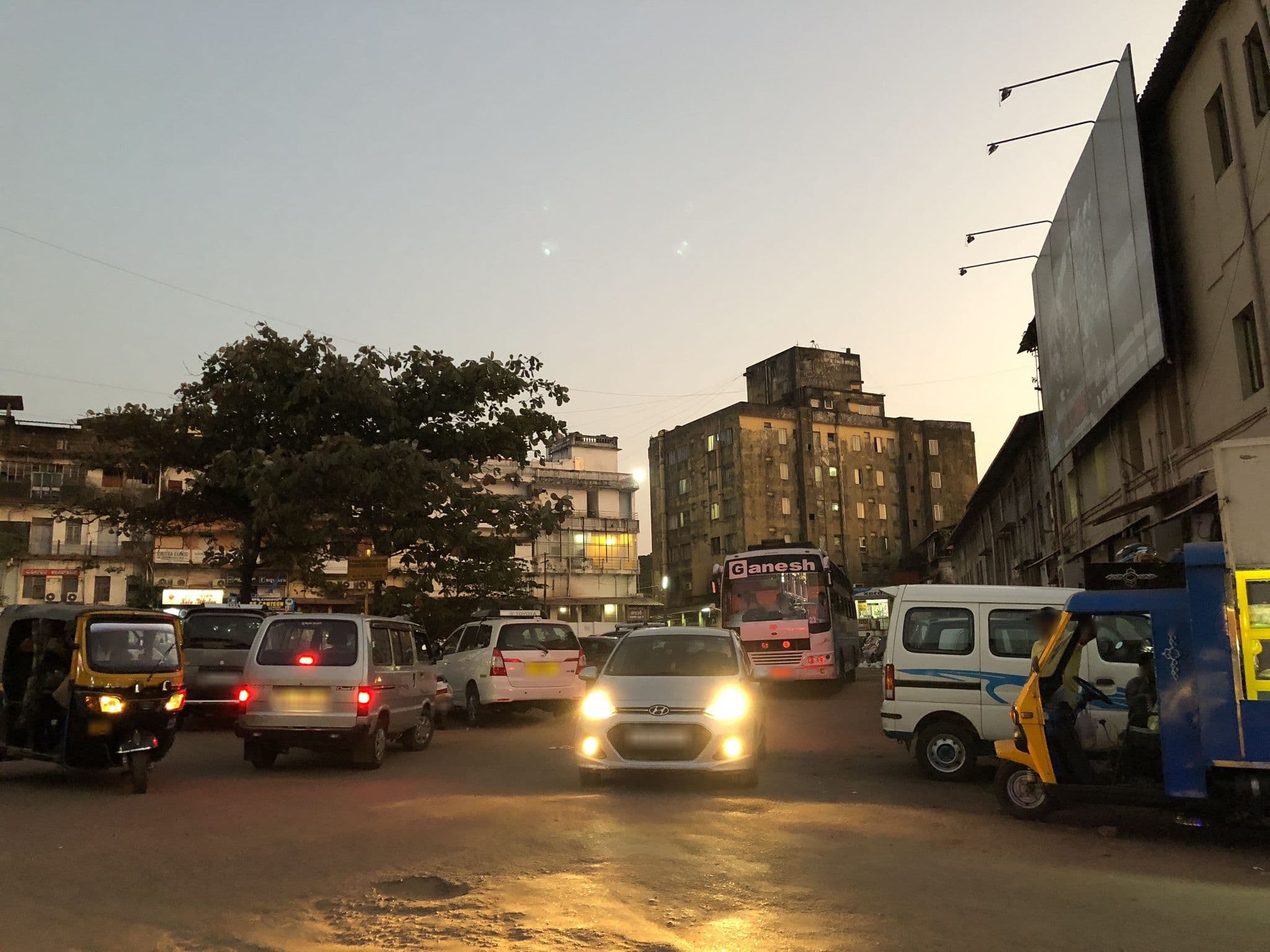 Street view near Hotel Salva, Mangaluru — © anavil (CC BY-SA · Mapillary)