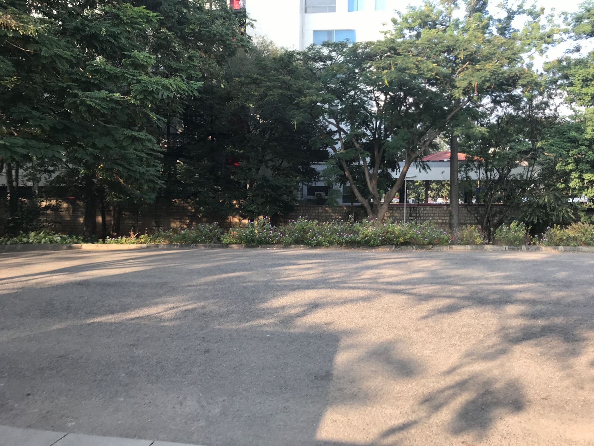 Street view near Centenary Visitors House, Bengaluru