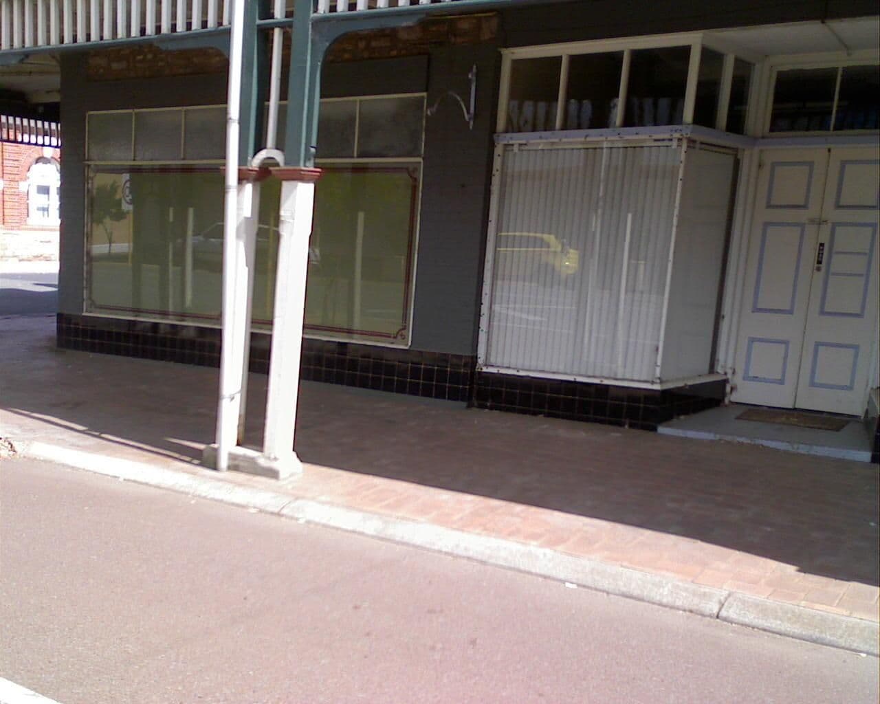 Street view near Mitchell Hall Hotel, Wagin — © bob3bob3 (CC BY-SA · Mapillary)
