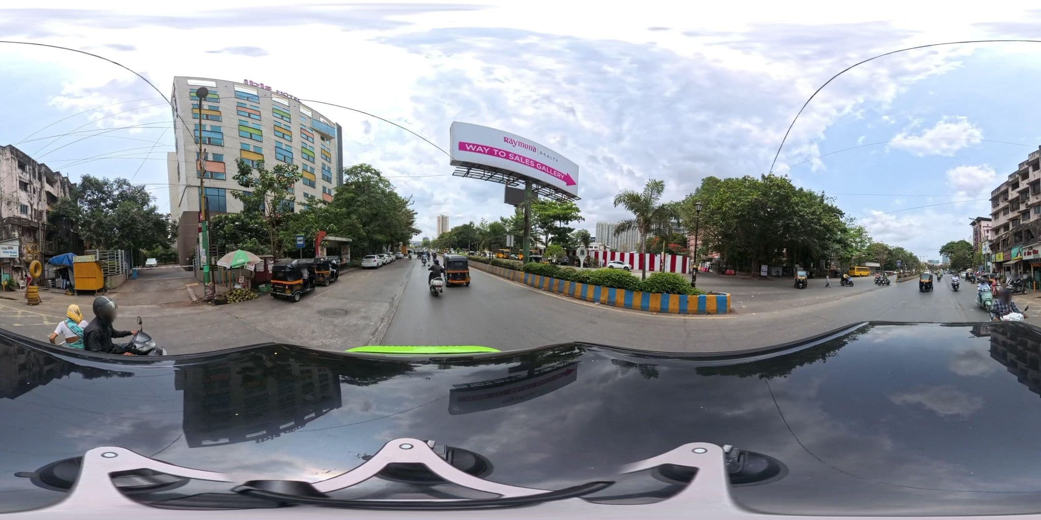 Street view near IBIS, Thāne — © skysign (CC BY-SA · Mapillary)