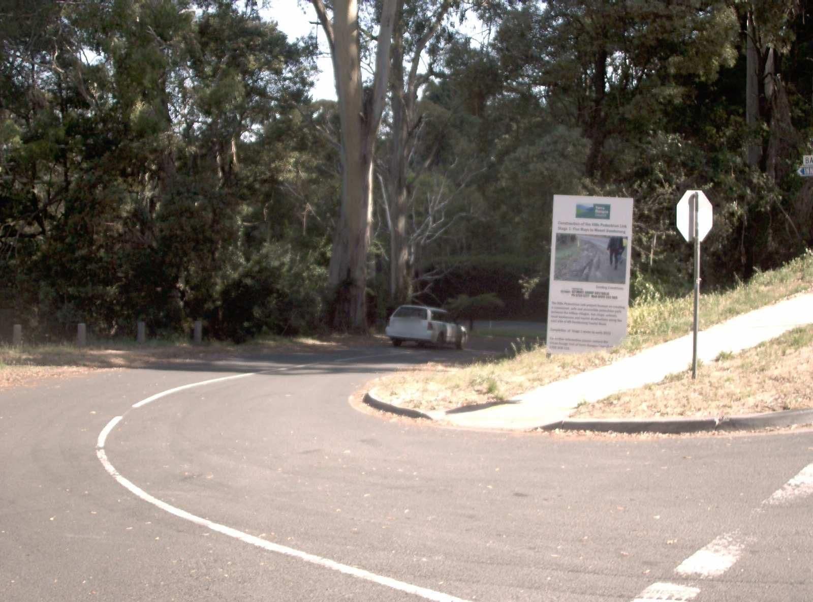 Street view near Kirkness BnB, Kalorama — © vicroads (CC BY-SA · Mapillary)