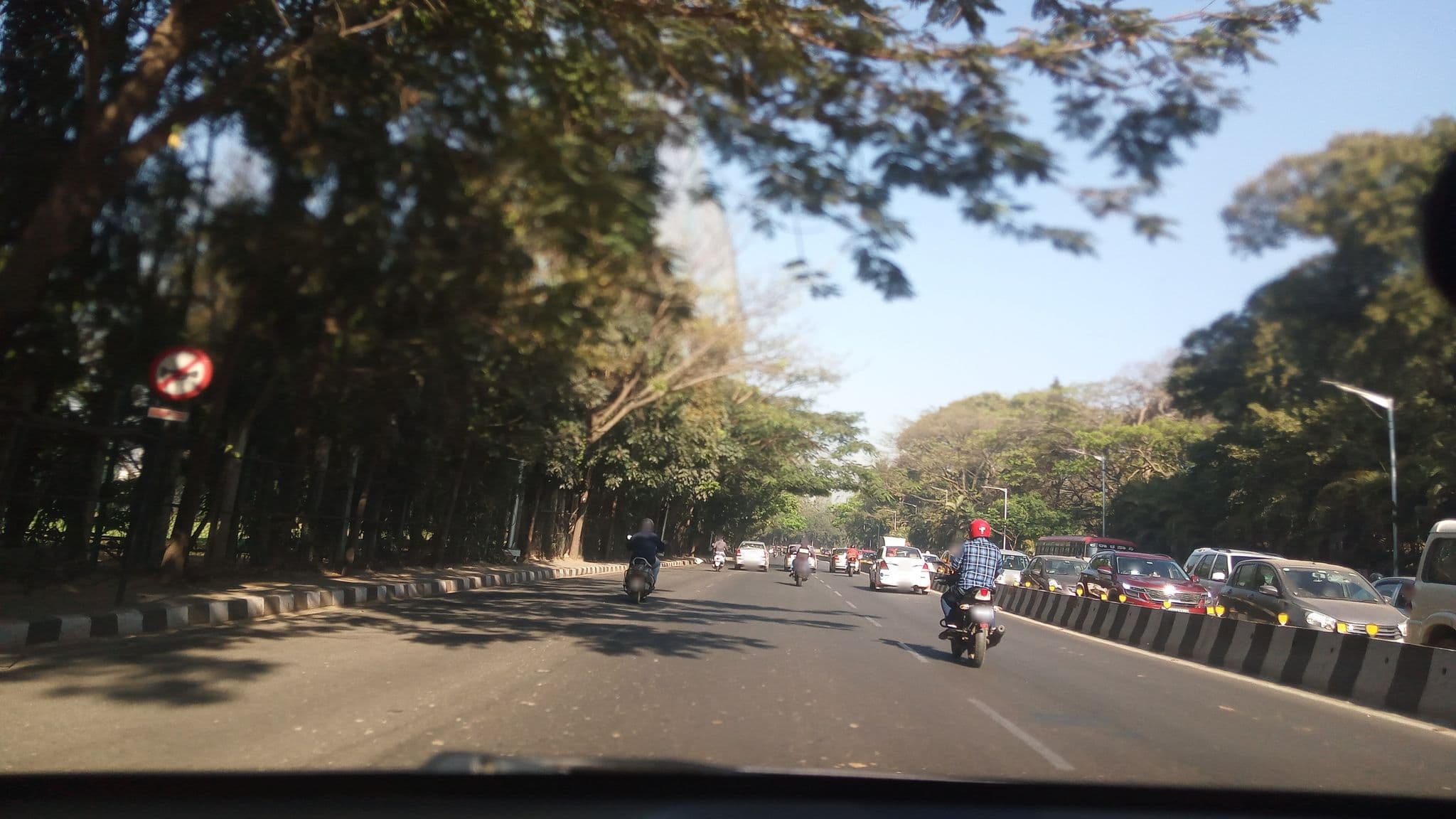 Street view near Balabrooie Guest House, Bengaluru