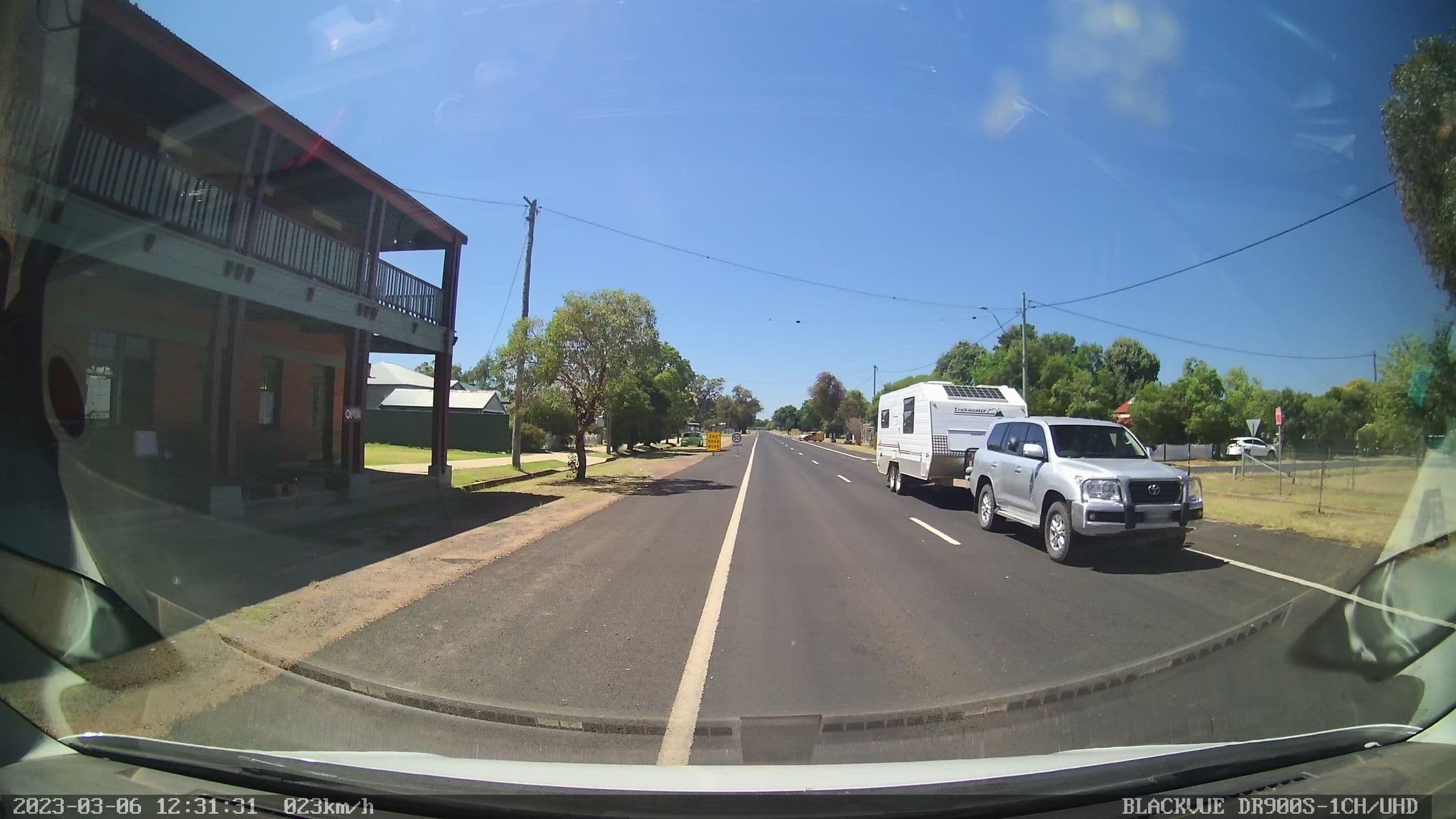 Street view near Mendooran Bed and Breakfast, Dunedoo — © bob3bob3 (CC BY-SA · Mapillary)