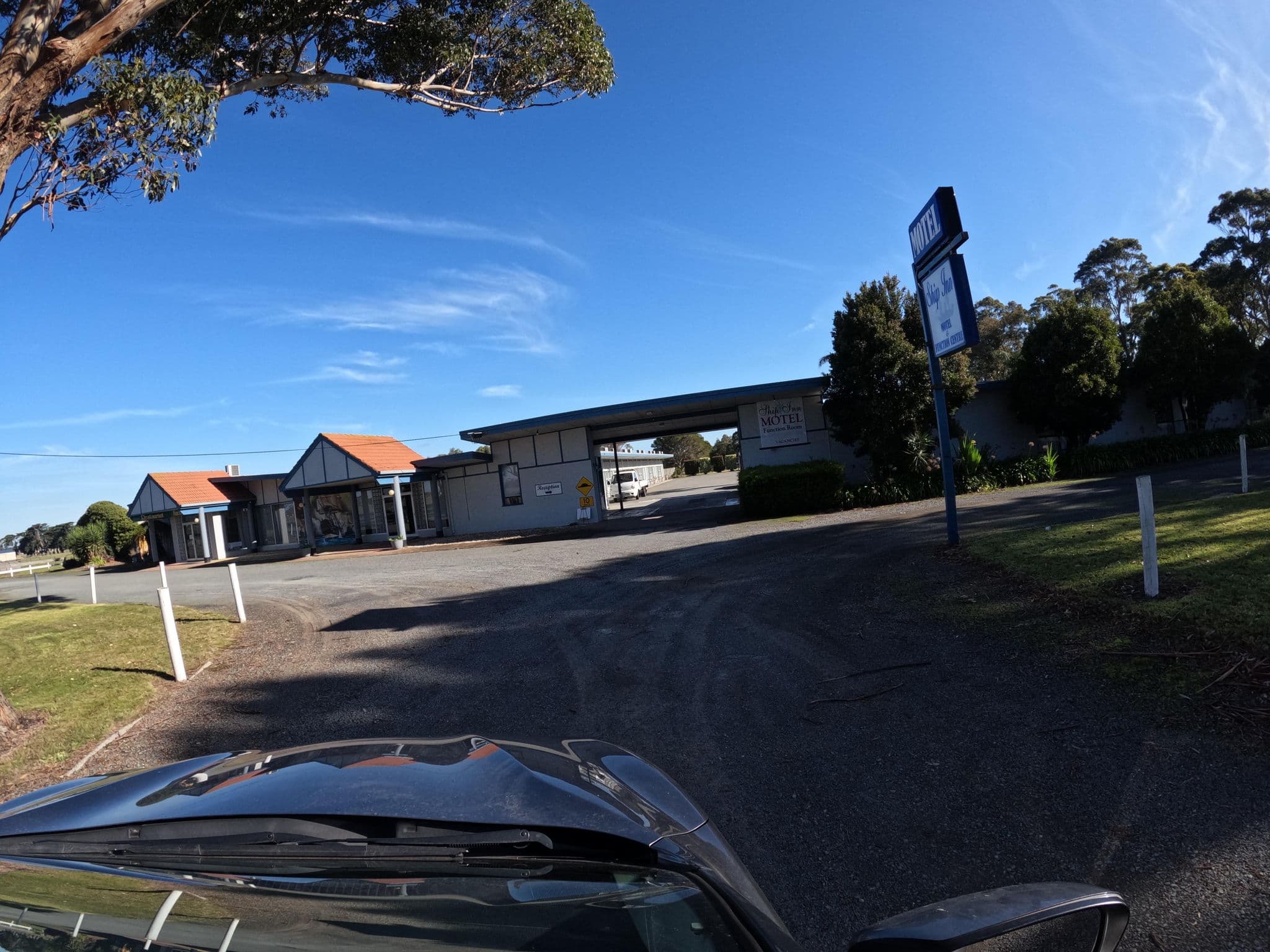 Street view near Ship Inn Motel, Yarram — © skillsy (CC BY-SA · Mapillary)