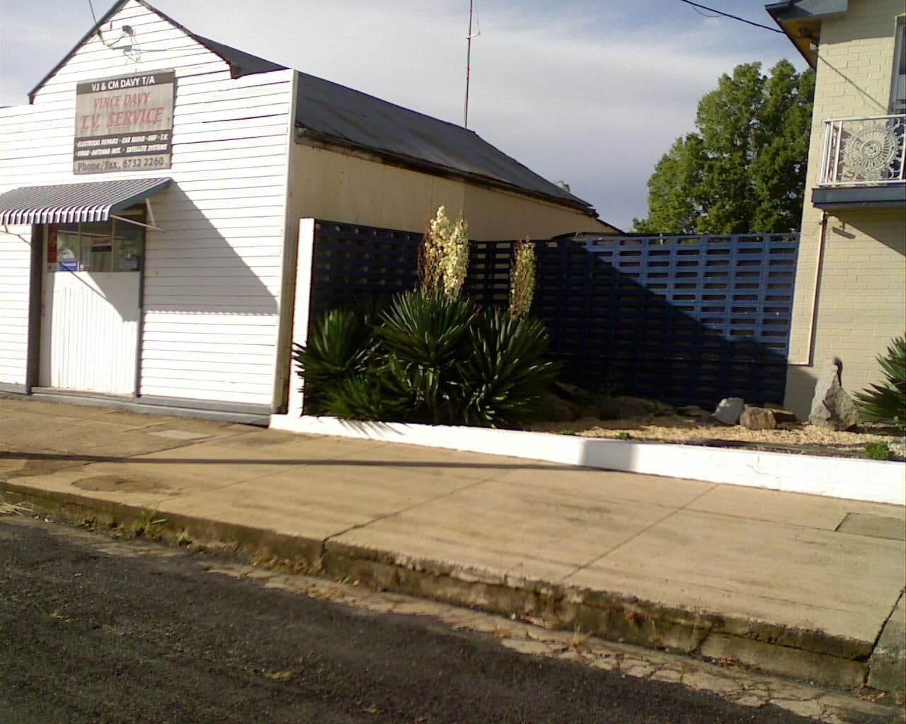 Street view near Amber Motel, Glen Innes — © bob3bob3 (CC BY-SA · Mapillary)