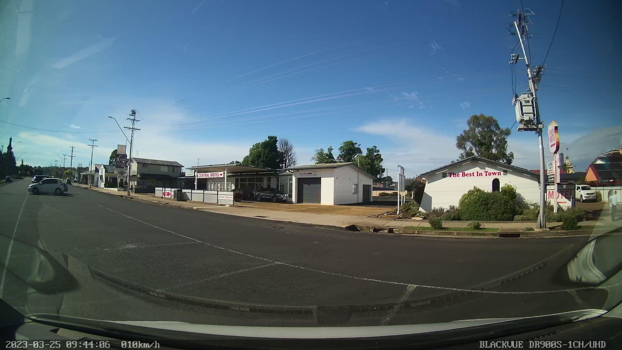 Street view near Central Motel, Glen Innes — © bob3bob3 (CC BY-SA · Mapillary)