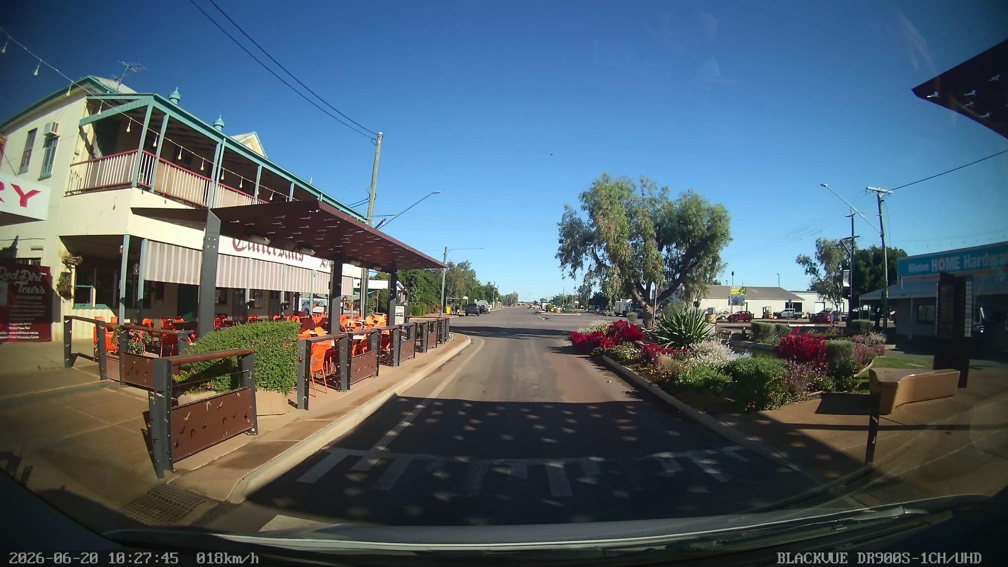 Street view near Tattersalls Hotel Winton, Winton — © bob3bob3 (CC BY-SA · Mapillary)