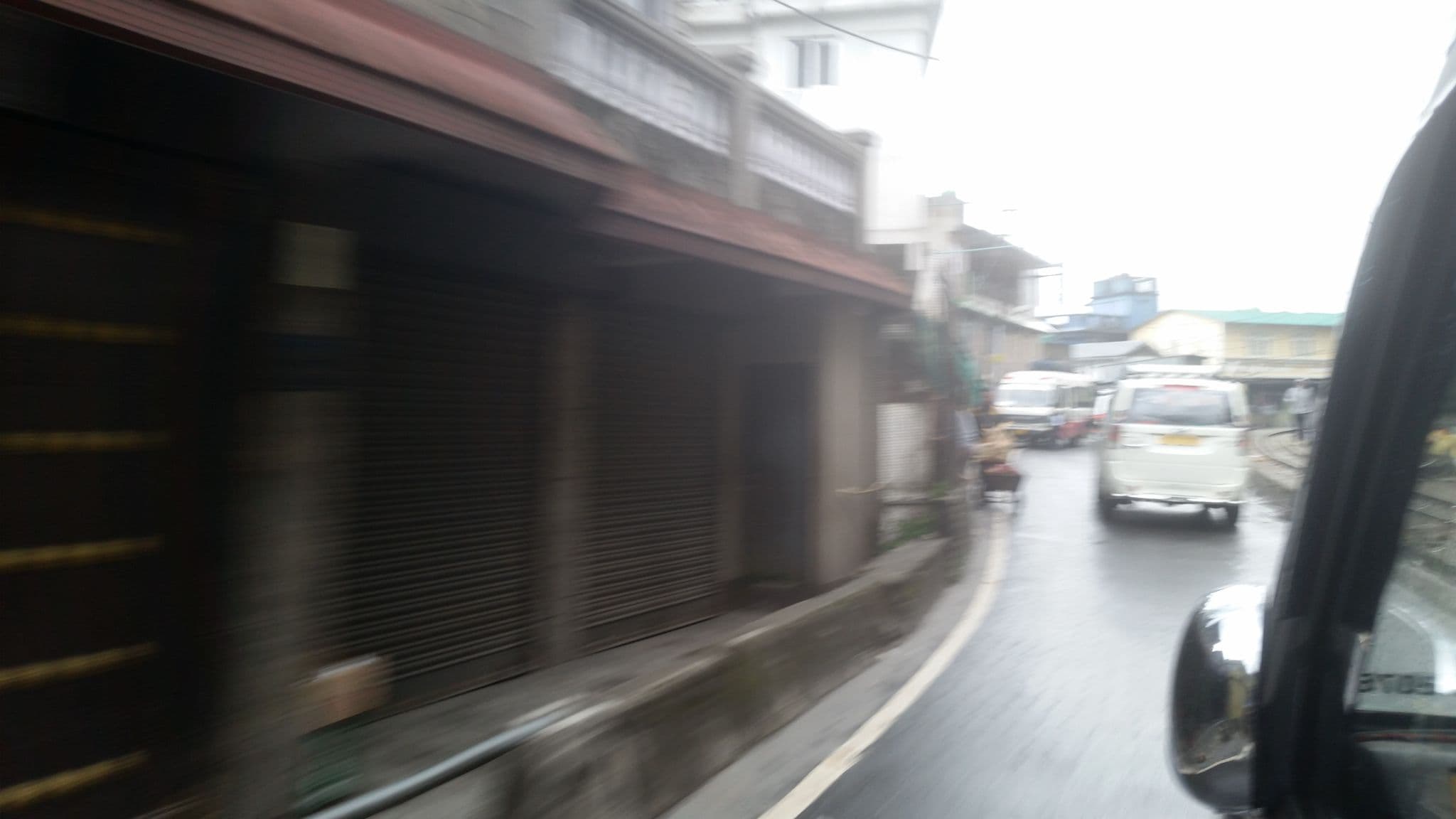 Street view near Mount Lungta Boutique Hotel & Spa, Dārjiling — © sawanshariar (CC BY-SA · Mapillary)