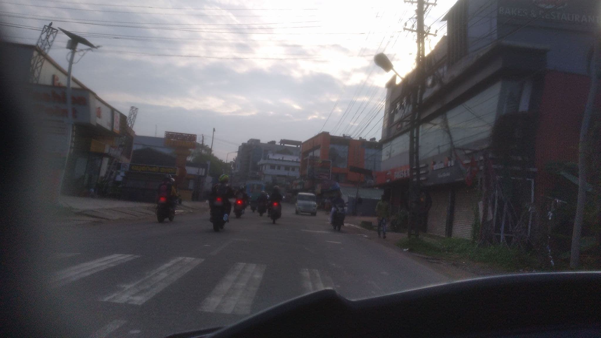 Street view near flora residency, Perumpāvūr — © jothishbabu (CC BY-SA · Mapillary)