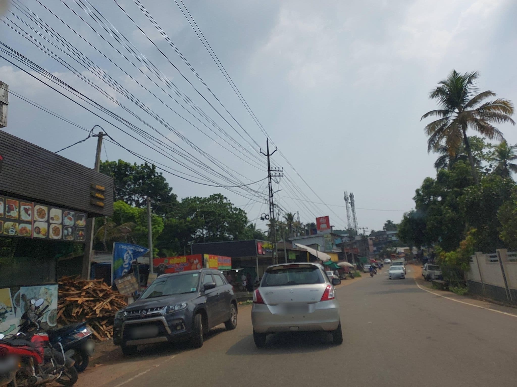 Street view near Hotel Rabana, Perumbavoor — © V15 (CC BY-SA · Mapillary)