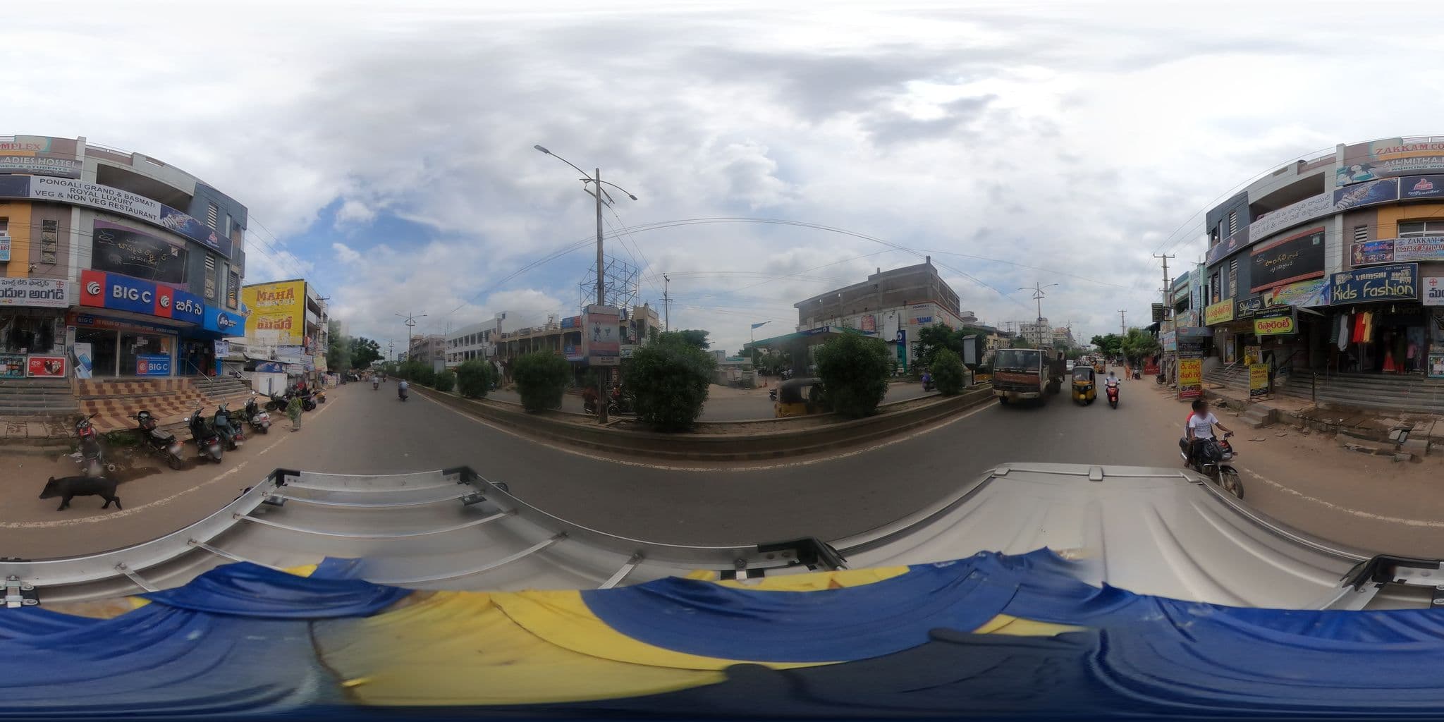 Street view near Hotel International, Kurnool — © geomannar (CC BY-SA · Mapillary)
