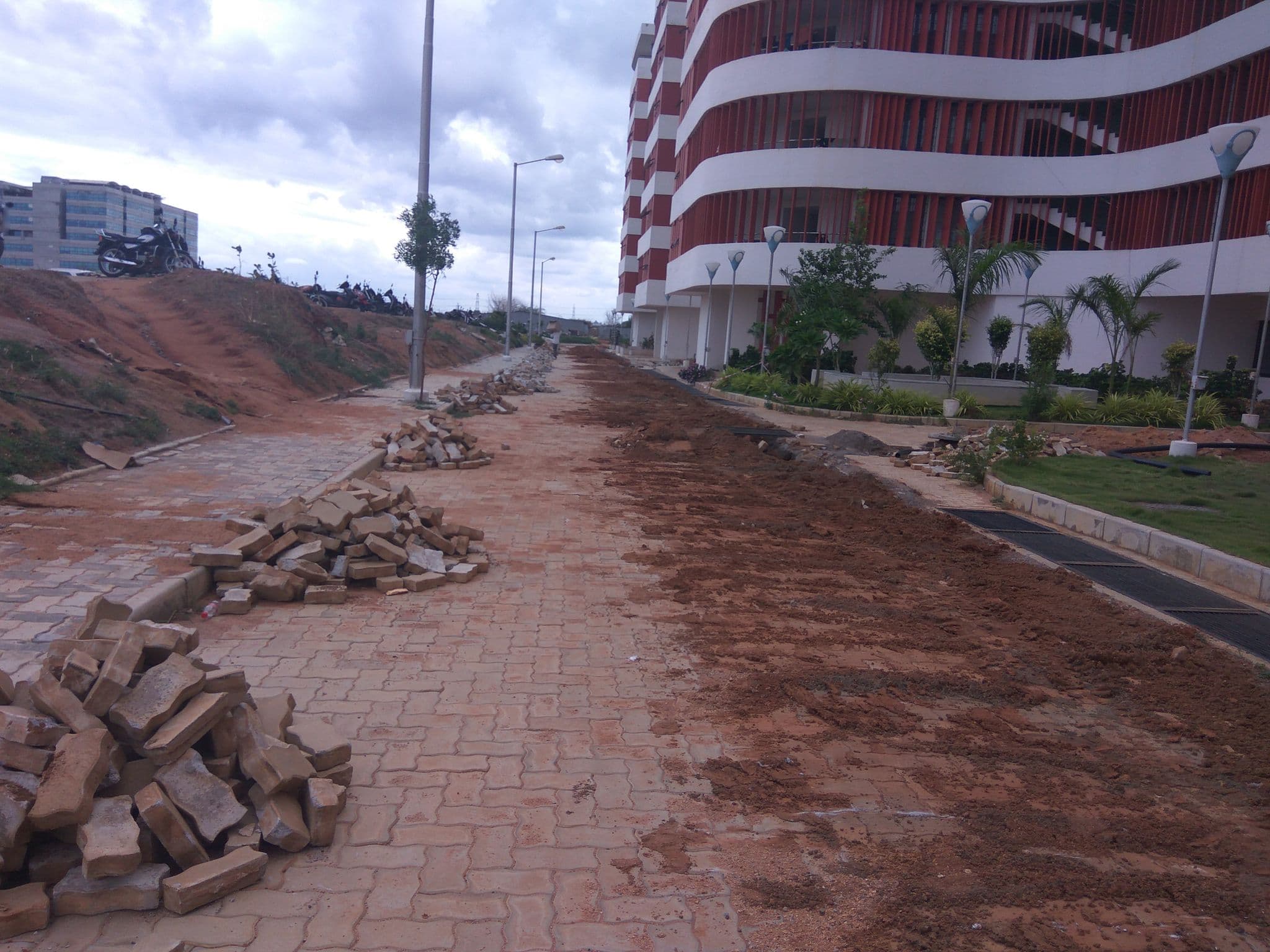 Street view near HOSTEL BLOCK G, Potreddipalli — © shivasarma (CC BY-SA · Mapillary)