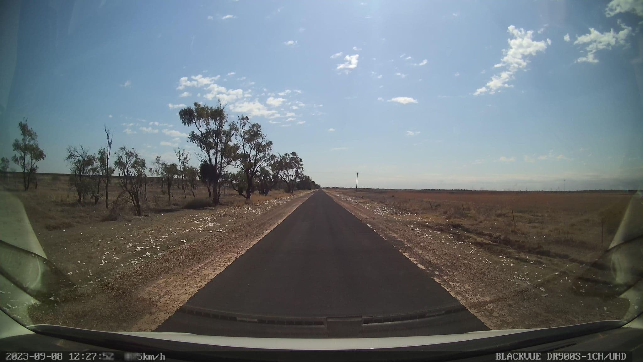 Street view near Kamanga Camp and Water Reserve, Goondiwindi — © bob3bob3 (CC BY-SA · Mapillary)
