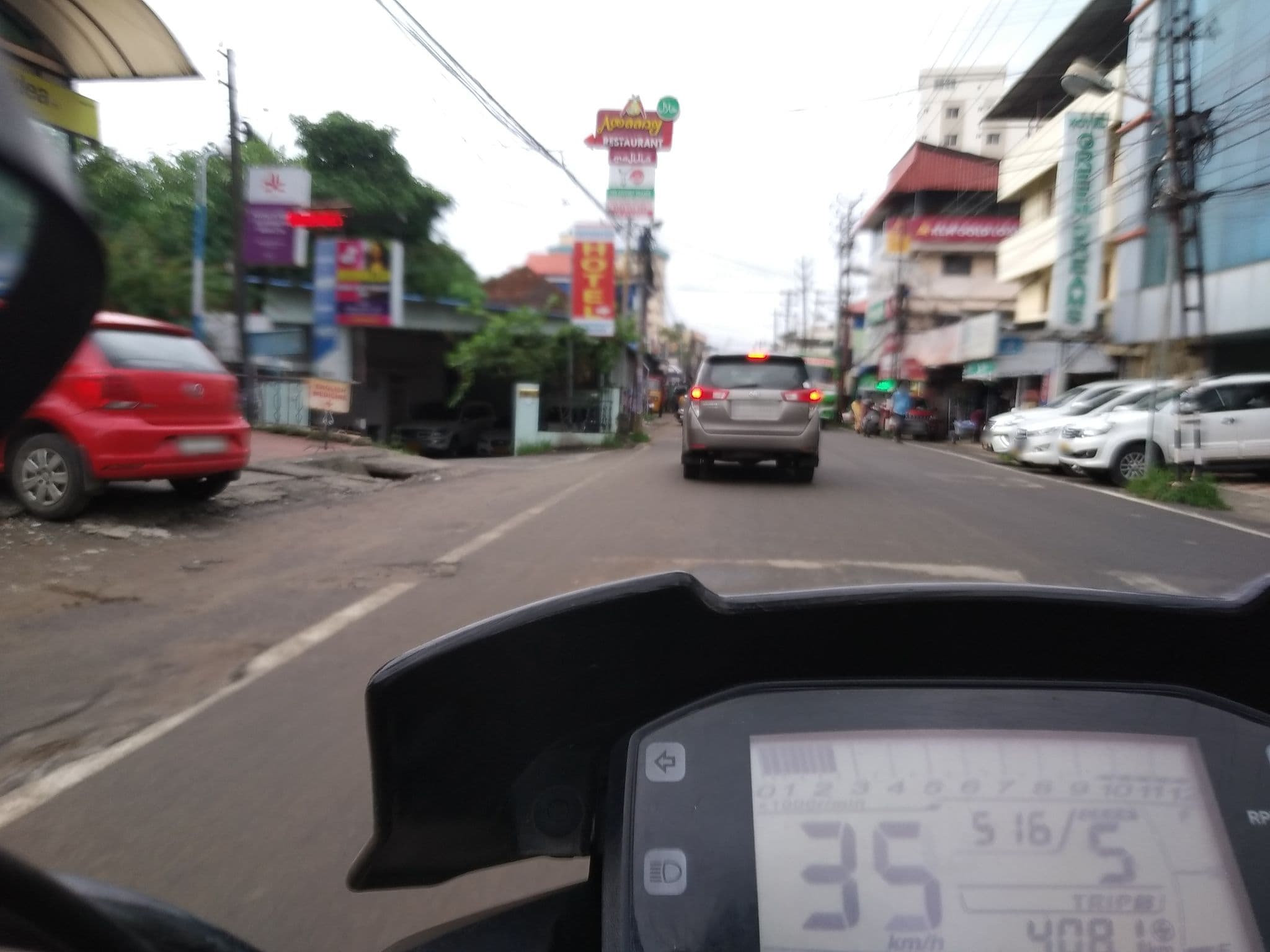 Street view near Green Dreams, Maradu — © jothishbabu (CC BY-SA · Mapillary)