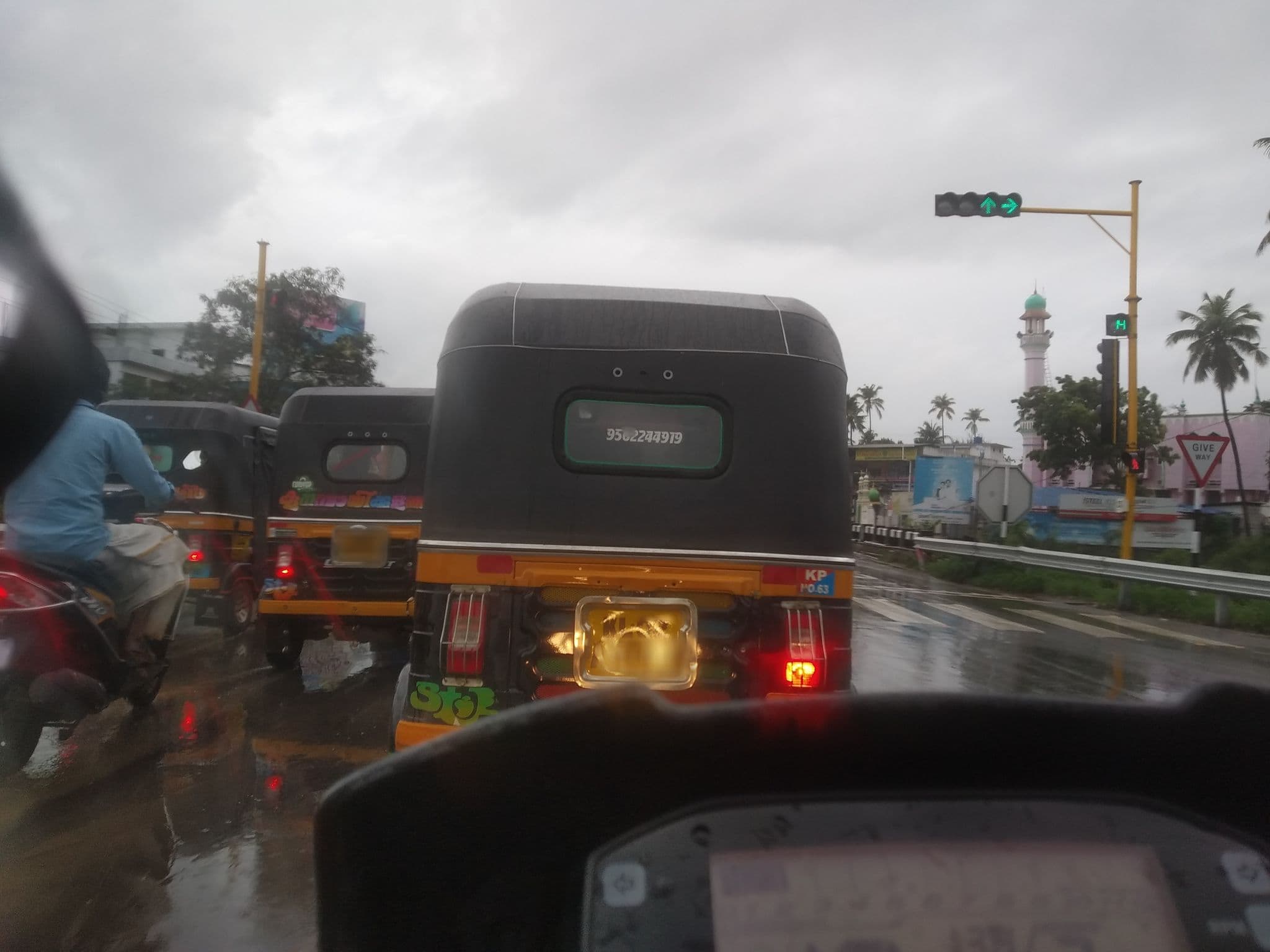 Street view near fathima, Trikonavattam — © jothishbabu (CC BY-SA · Mapillary)
