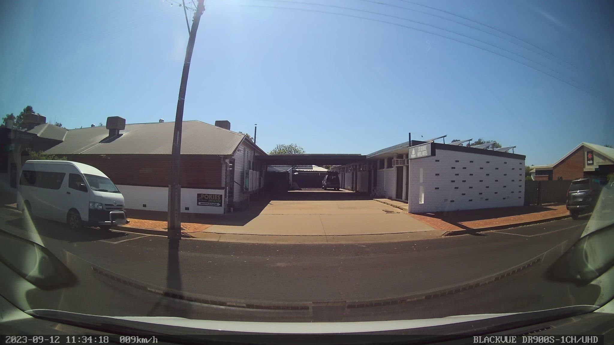 Street view near St George Hotel Motel, St George — © bob3bob3 (CC BY-SA · Mapillary)