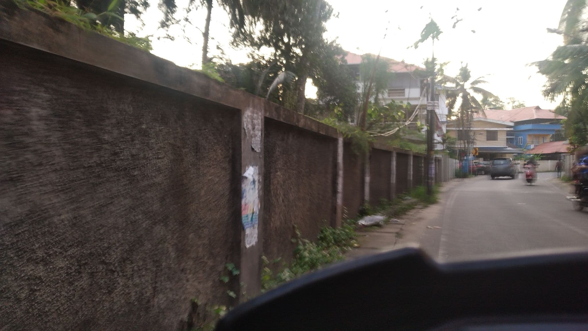 Street view near Working Womens Hostel, Vazhakkala — © jothishbabu (CC BY-SA · Mapillary)