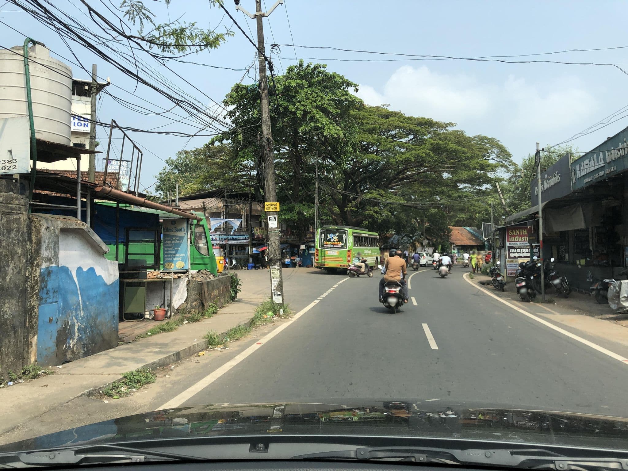 Street view near youth hostel, Kozhikode — © krshibu (CC BY-SA · Mapillary)