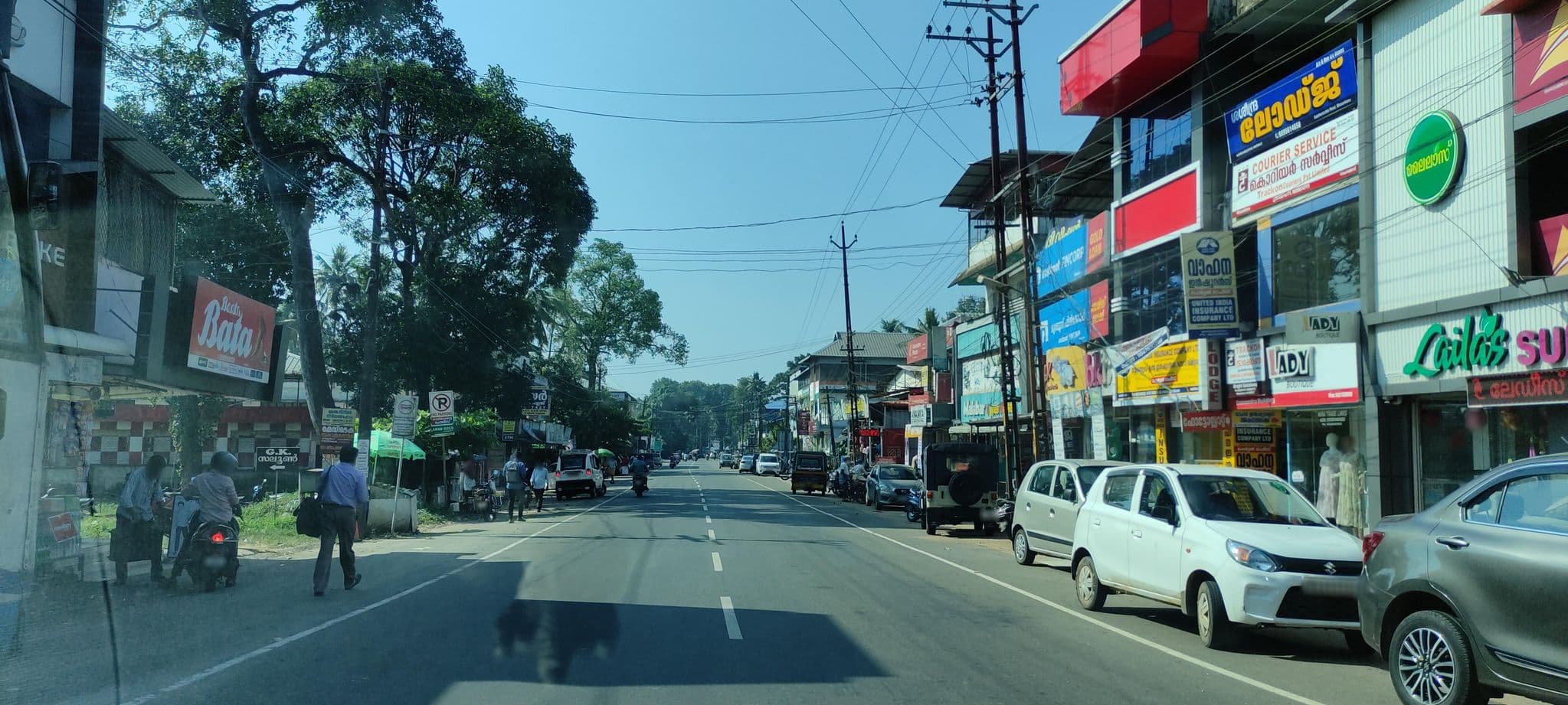 Street view near Hira Hotel, Thodiyoor — © V15 (CC BY-SA · Mapillary)