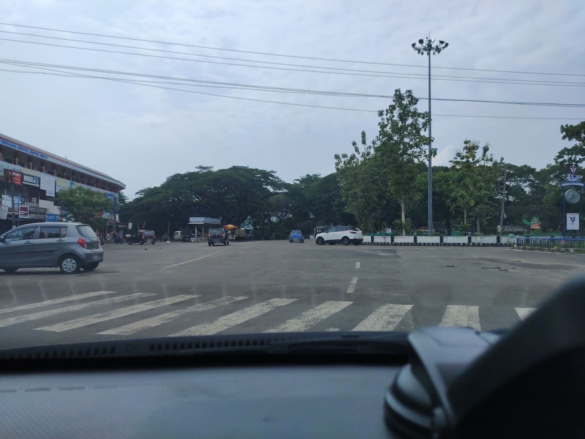 Street view near Sana Hotel, Kakkanad — © arunjohn (CC BY-SA · Mapillary)