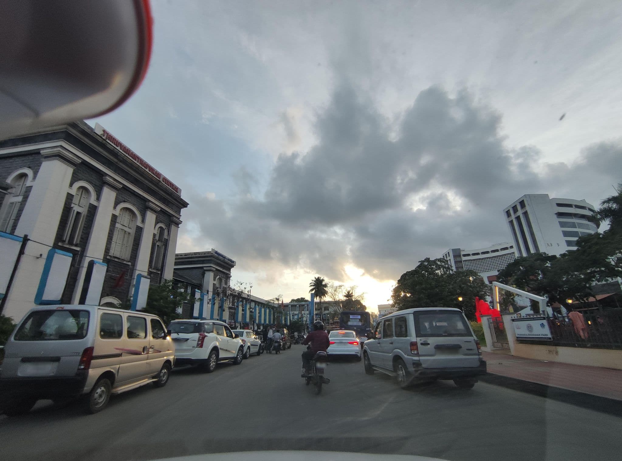 Street view near KTDC Grand Chaithram, Thiruvananthapuram