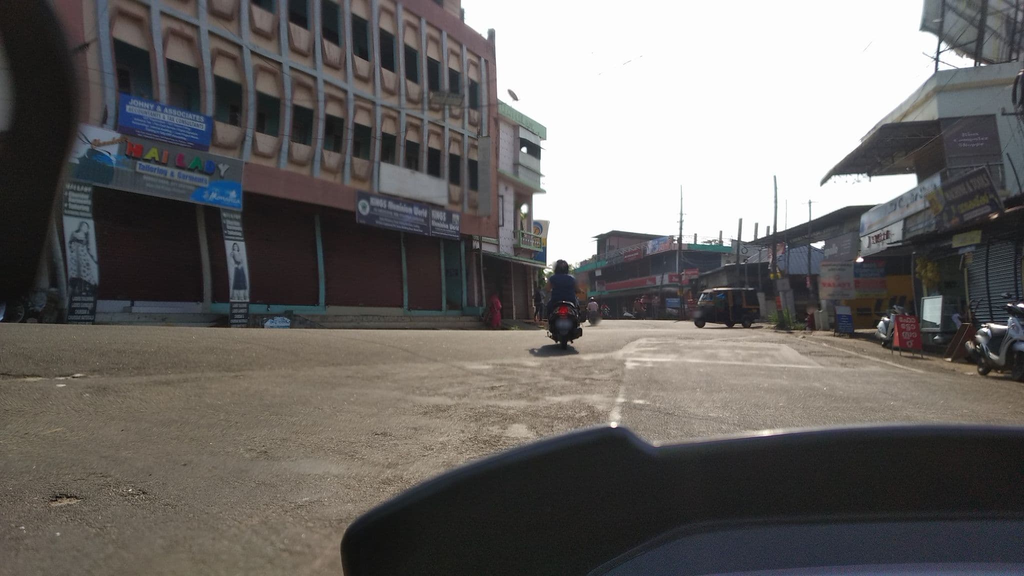 Street view near Vava's Hotel, Piravam — © jothishbabu (CC BY-SA · Mapillary)