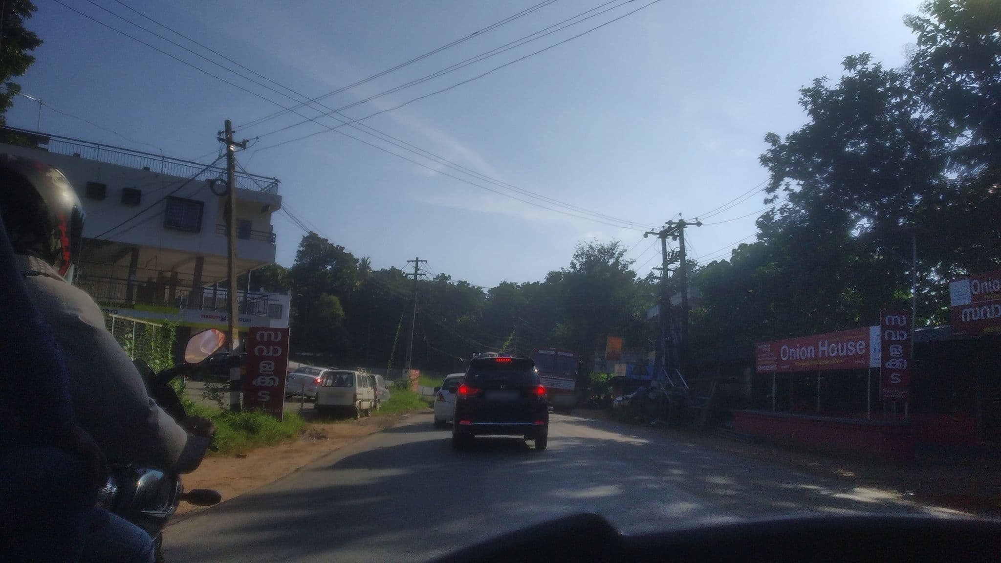 Street view near ila nadan thattukada, Rāmamangalam — © jothishbabu (CC BY-SA · Mapillary)