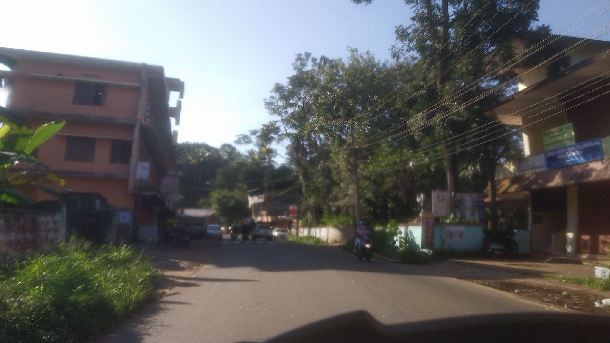 Street view near Bhavana Kudumbasree hotel, Rāmamangalam — © jothishbabu (CC BY-SA · Mapillary)