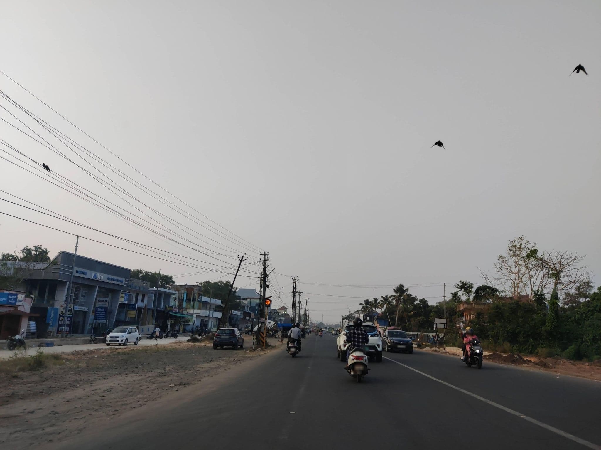 Street view near Jeelani Hotel, Kunnumma — © Gannu03 (CC BY-SA · Mapillary)
