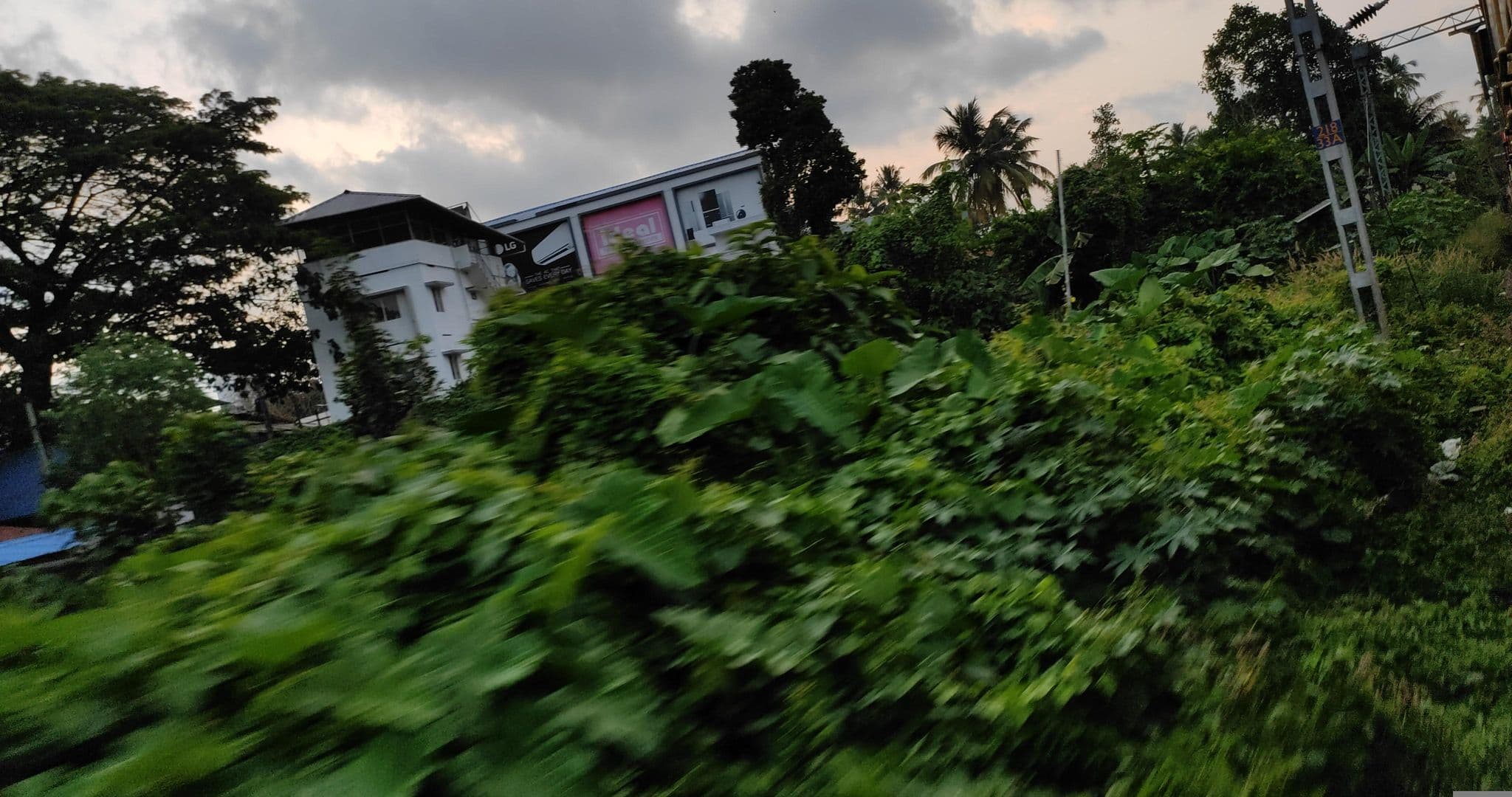 Street view near comrade food court, Thiruvananthapuram