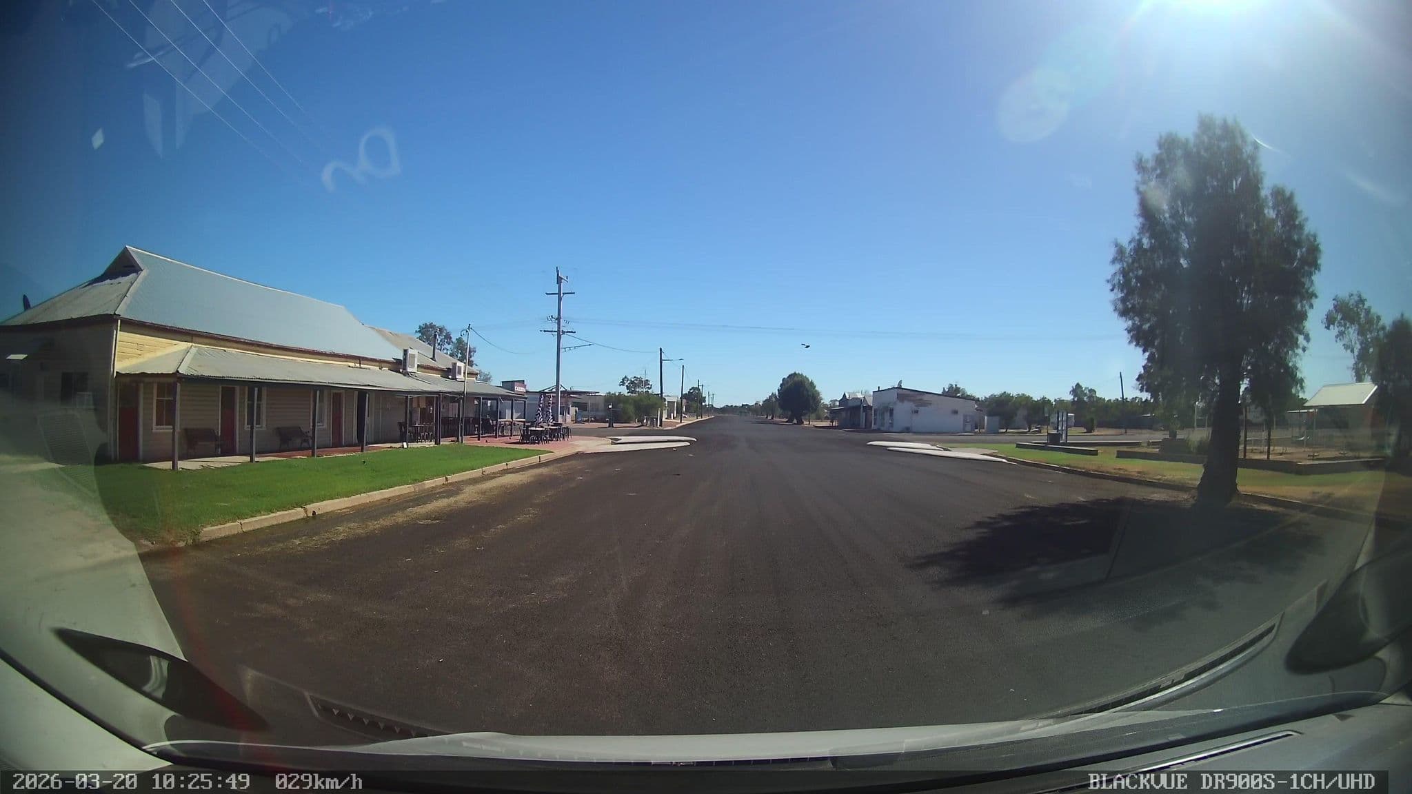 Street view near Carinda Hotel, Walgett — © bob3bob3 (CC BY-SA · Mapillary)