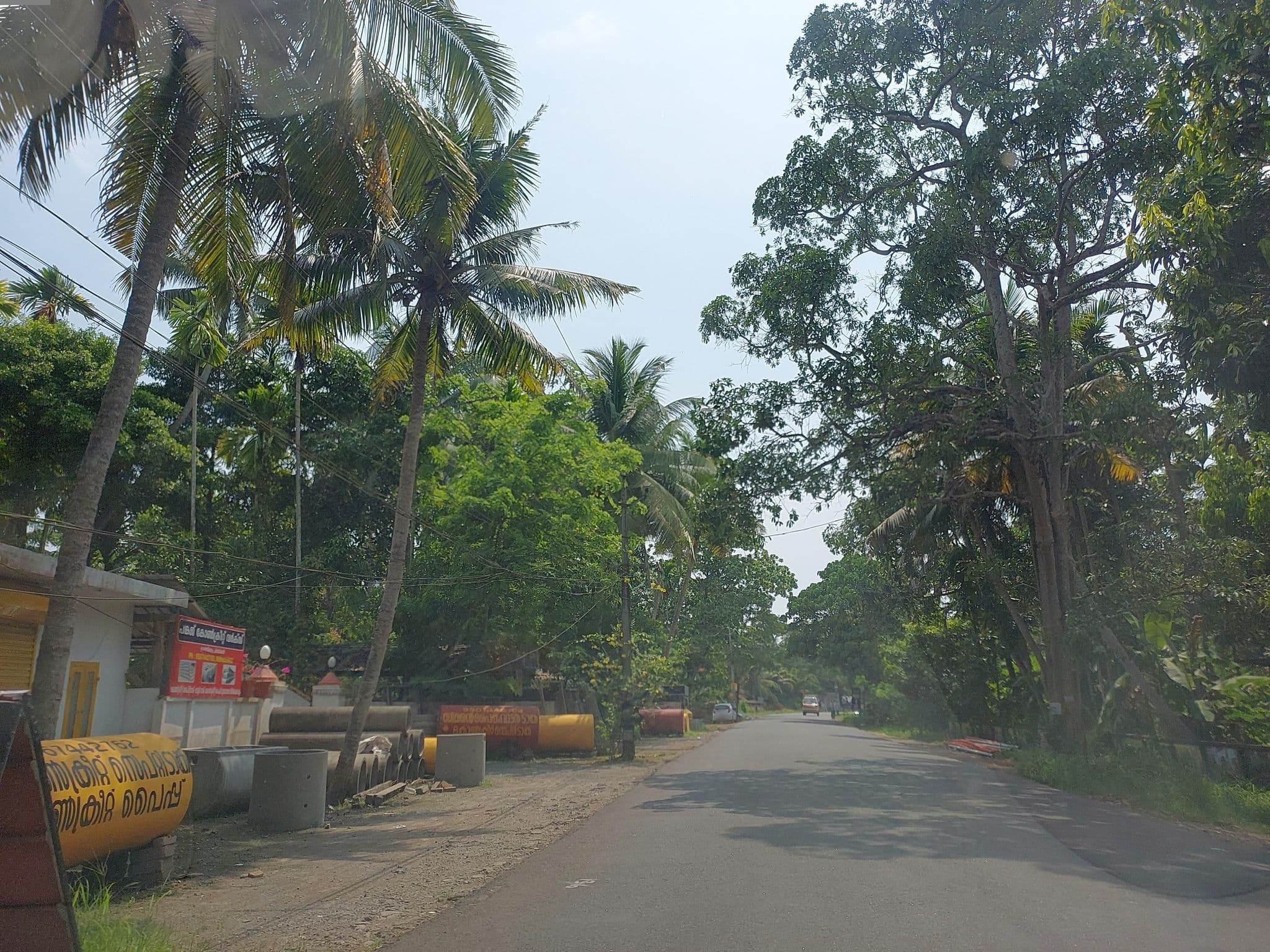 Street view near Arjun, Manakunnam — © V15 (CC BY-SA · Mapillary)