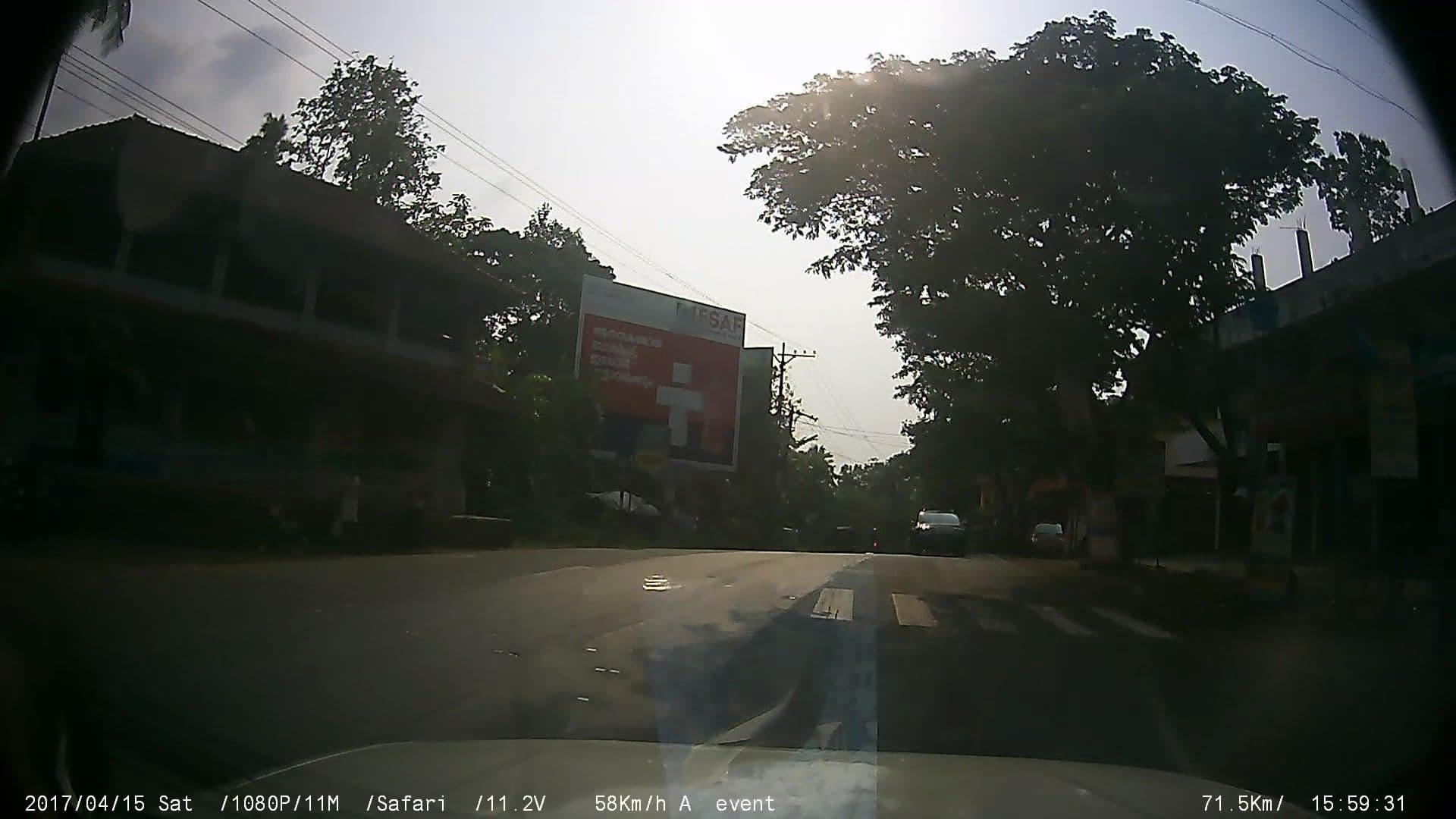 Street view near koladiyil lodge, Ettumanoor — © johnichan (CC BY-SA · Mapillary)