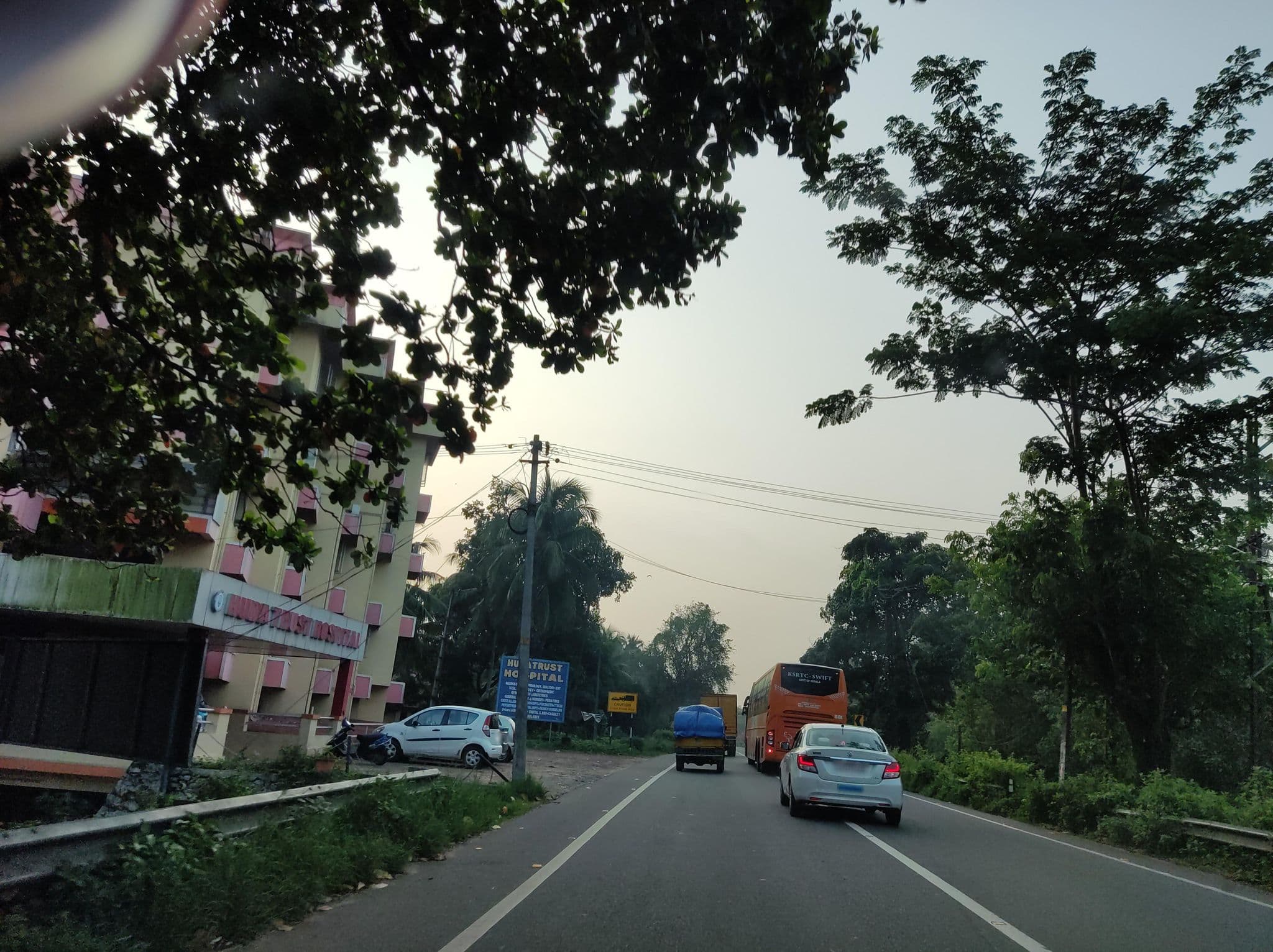 Street view near Moolayil Heights, Haripād — © V15 (CC BY-SA · Mapillary)