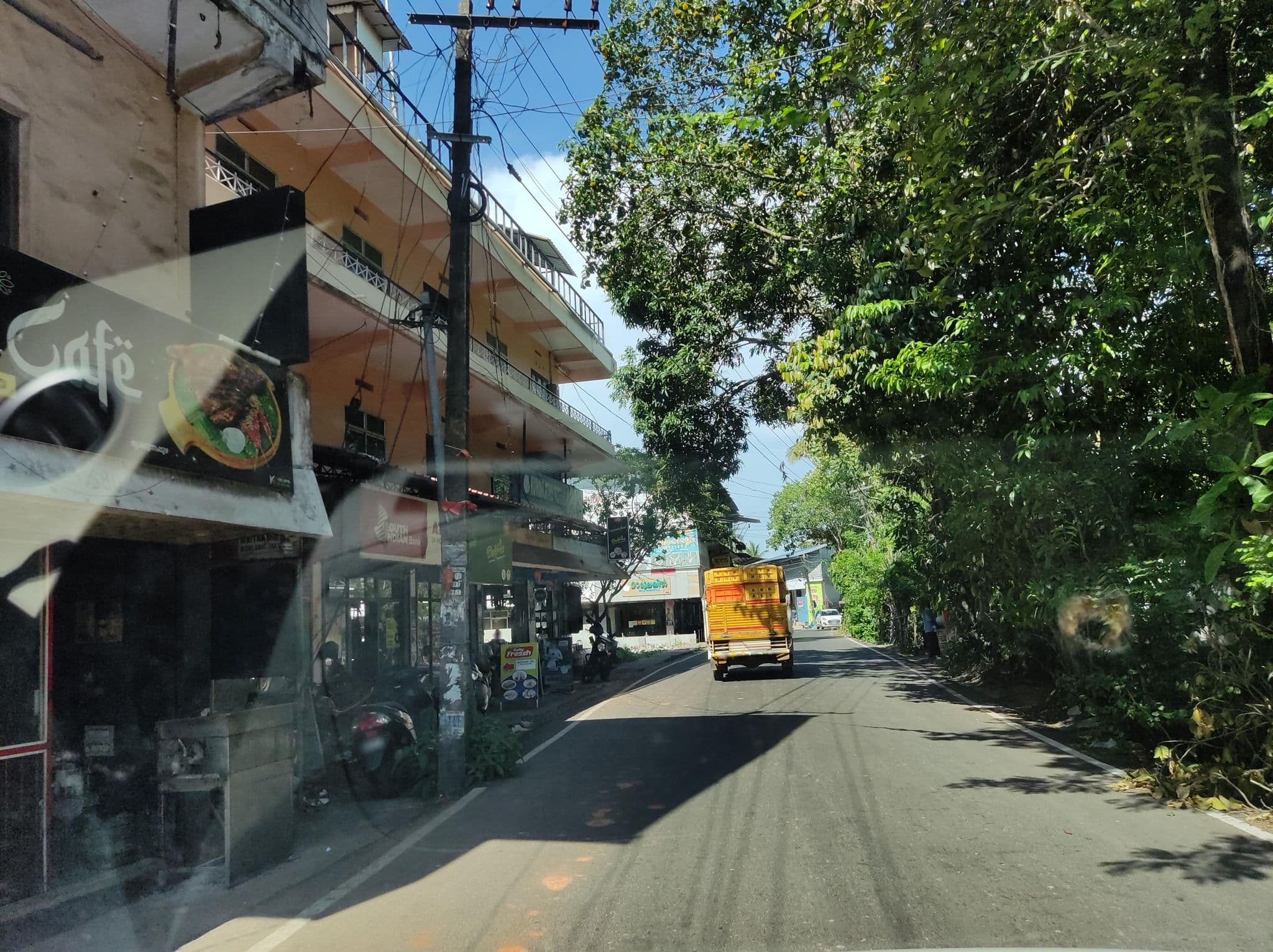 Street view near ARABIAN CAFE, Kumārapuram — © V15 (CC BY-SA · Mapillary)