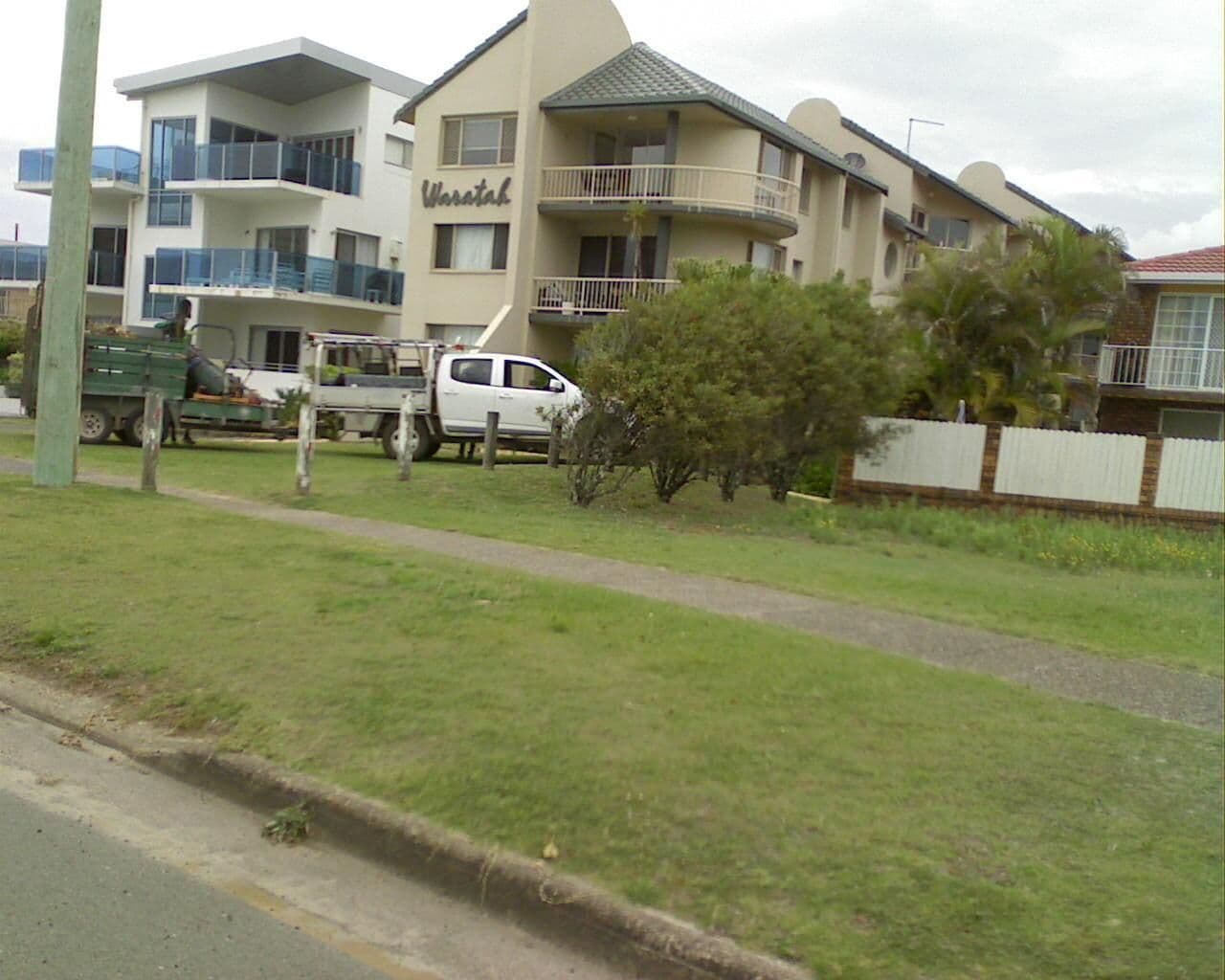 Street view near Polly's Motel, Kingscliff — © bob3bob3 (CC BY-SA · Mapillary)