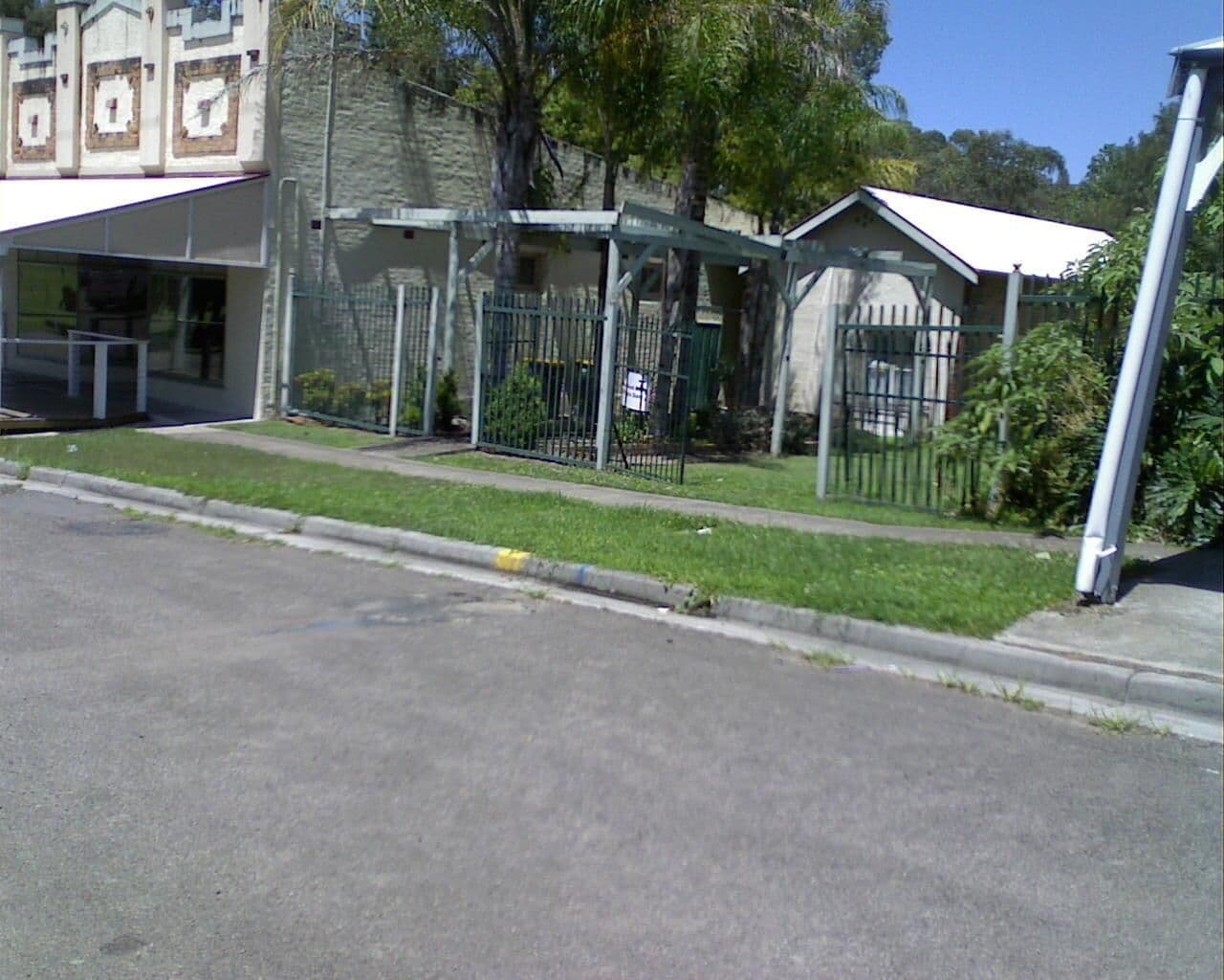 Street view near Deptford Garden Holiday Lodge, Clarence Town — © bob3bob3 (CC BY-SA · Mapillary)