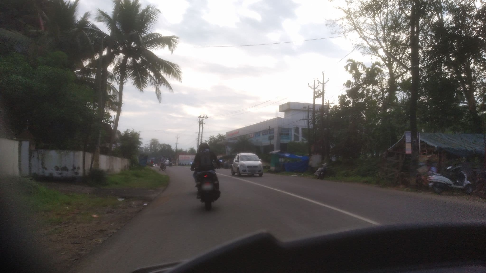 Street view near Vrindavan hotel, Kotamangalam — © jothishbabu (CC BY-SA · Mapillary)