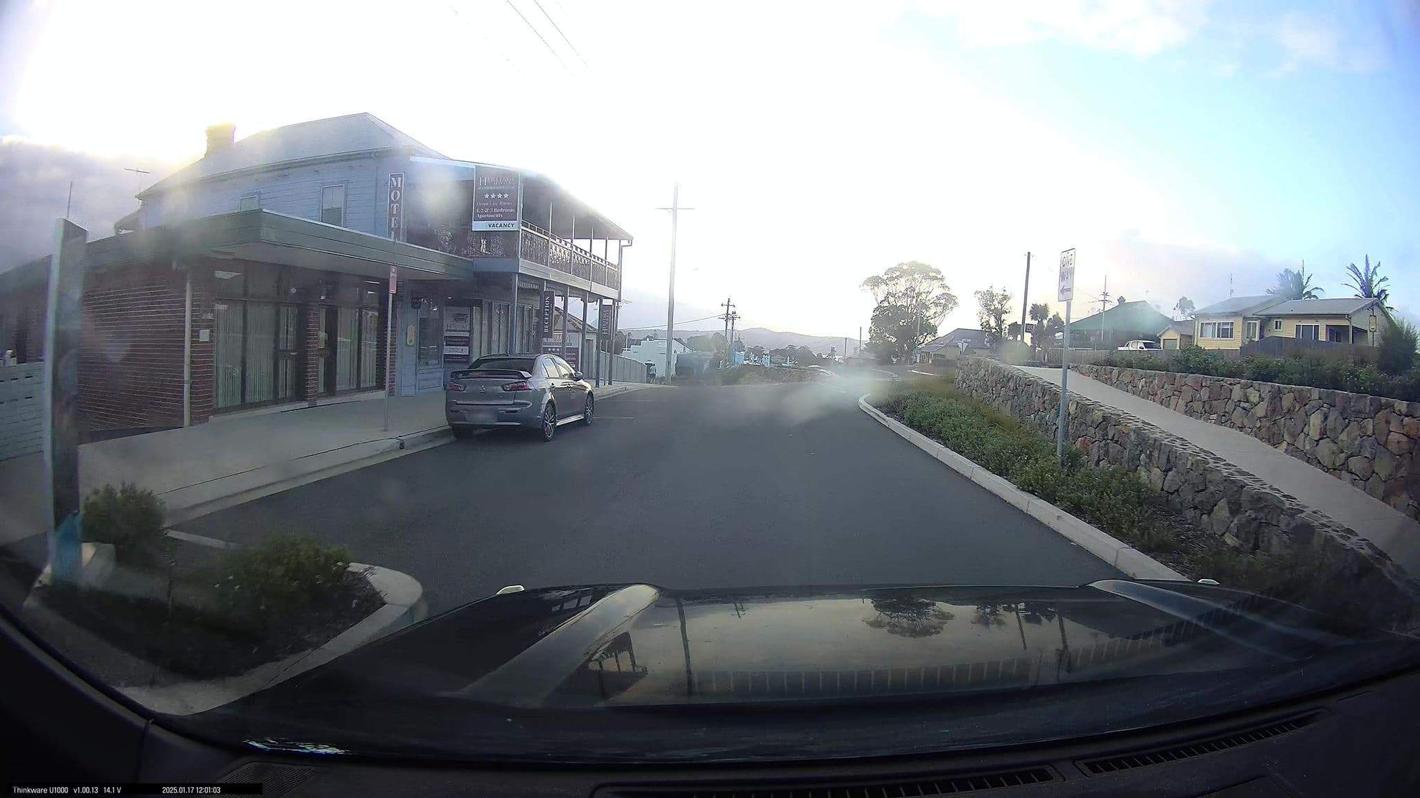 Street view near Heritage House, Eden — © maxim752 (CC BY-SA · Mapillary)