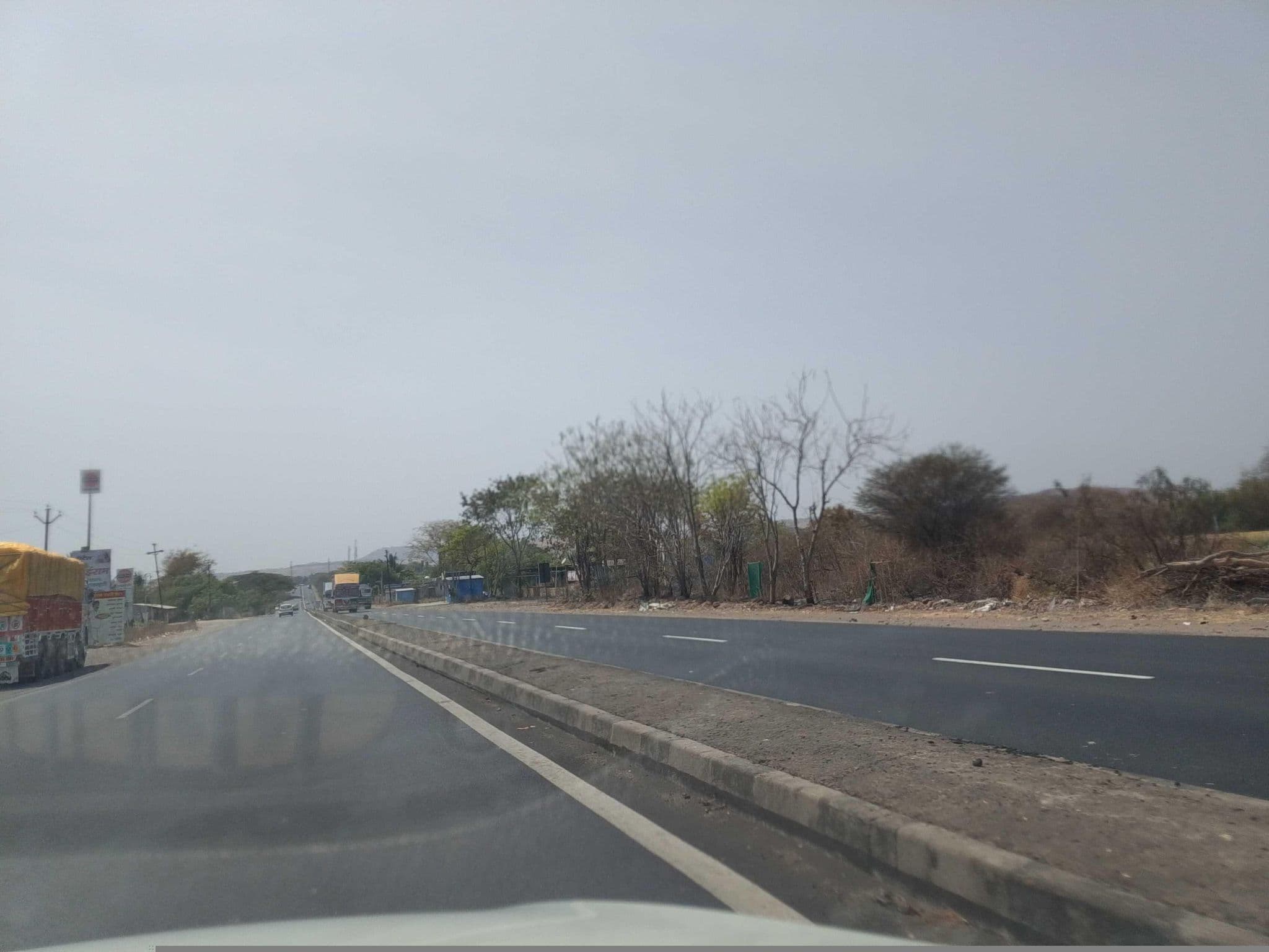 Street view near Hotel Vishal, Ārangaon — © nileshjagtap (CC BY-SA · Mapillary)