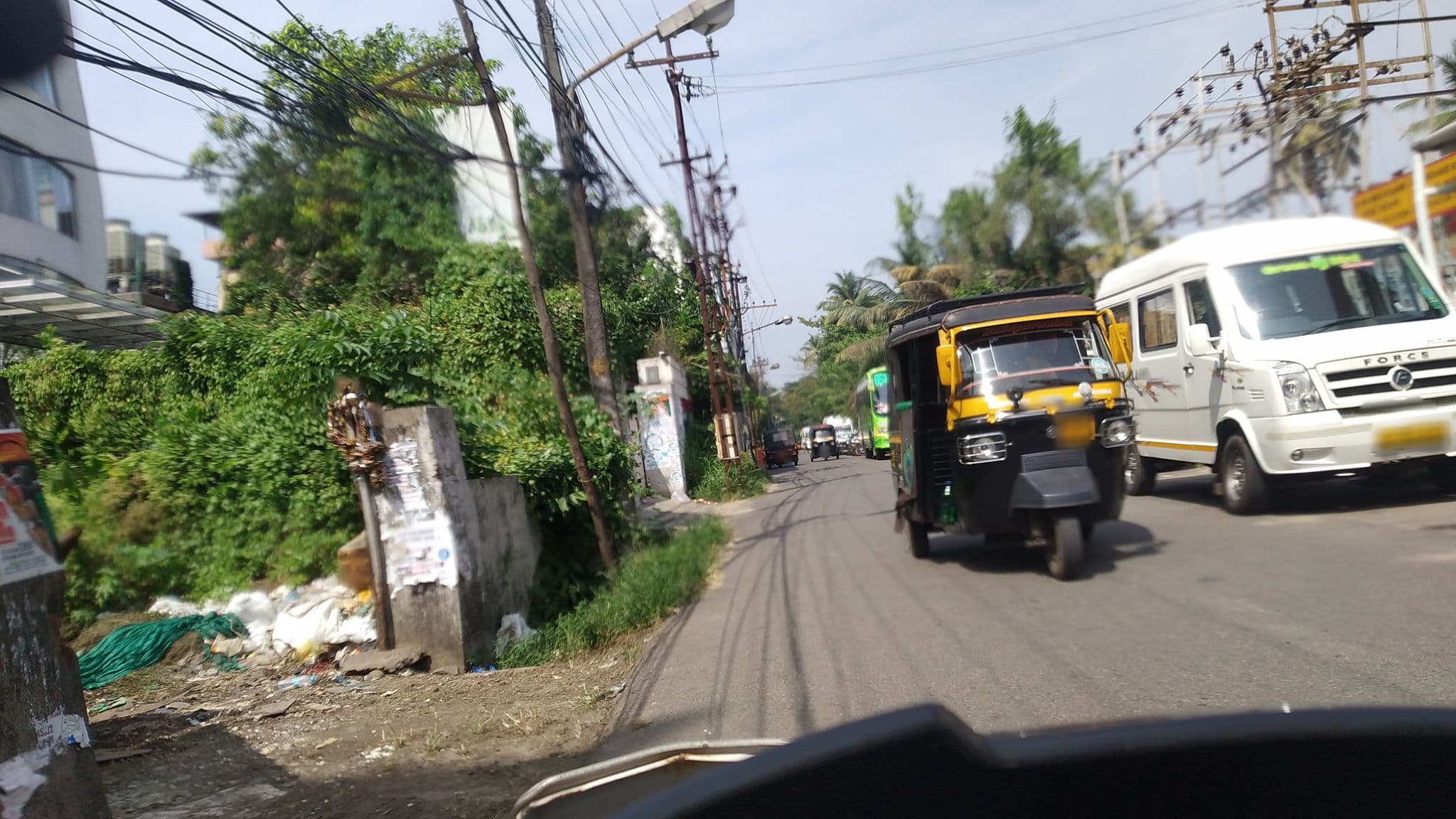 Street view near KK International, Kanayannur