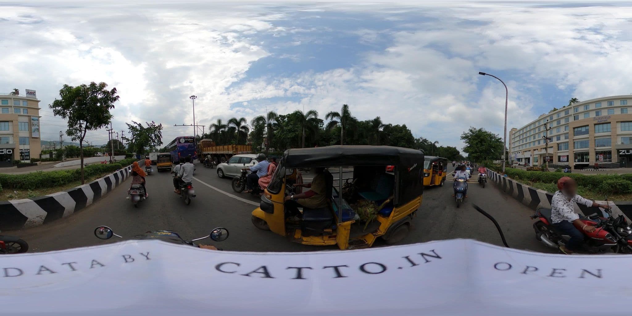 Street view near Fairfield by Marriot, Vepagunta — © Catto (CC BY-SA · Mapillary)