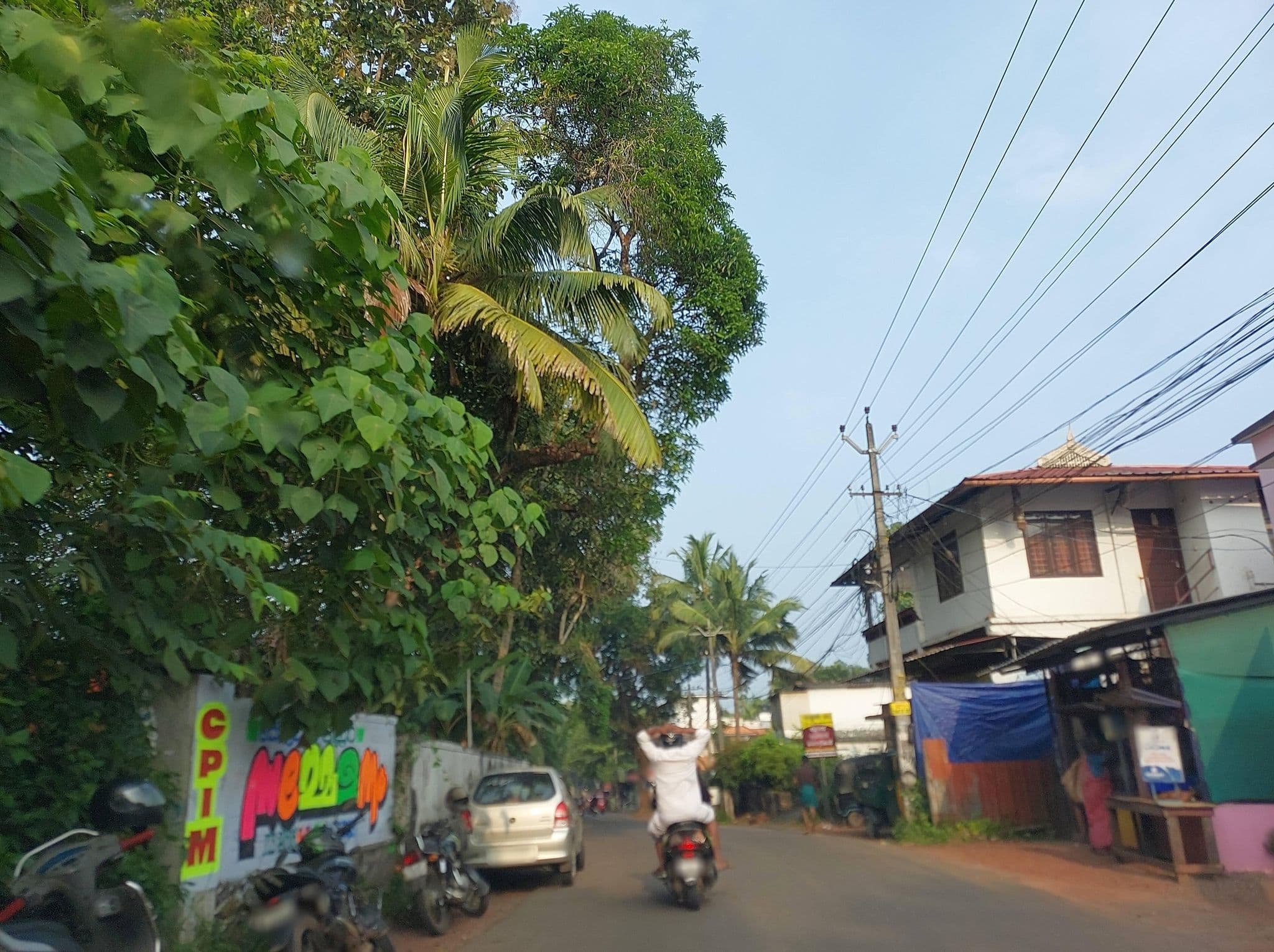 Street view near Uppum Mulakum, Panachikkad — © V15 (CC BY-SA · Mapillary)