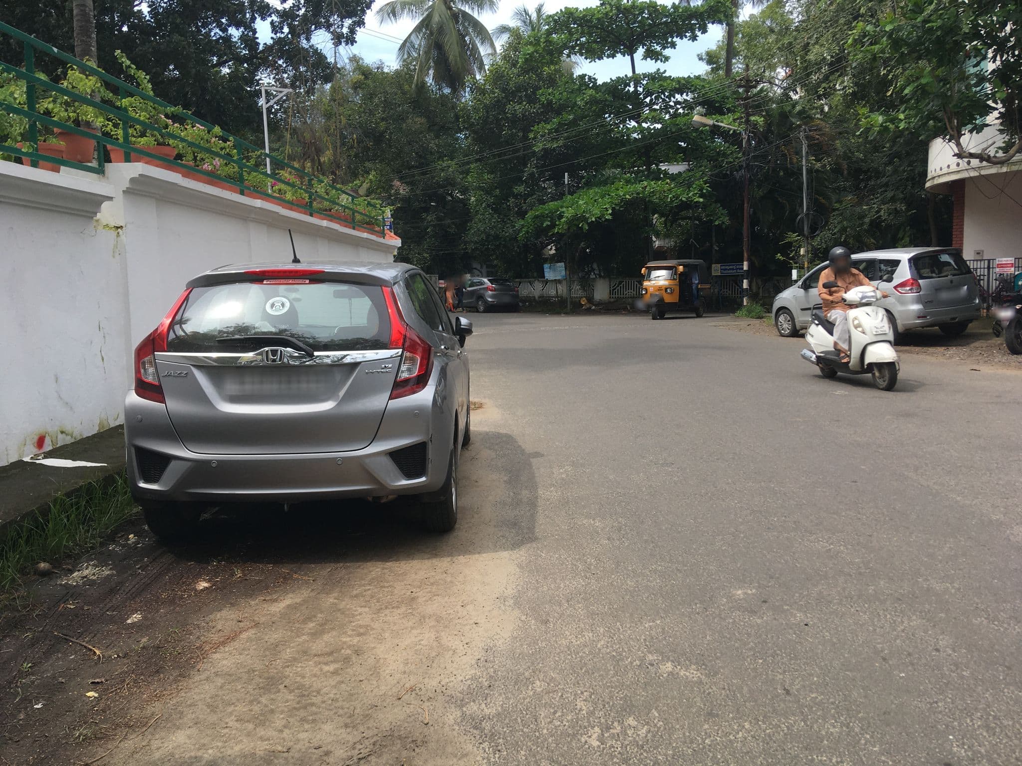 Street view near Times Square Hotel, Kanayannur — © livableurbanism (CC BY-SA · Mapillary)