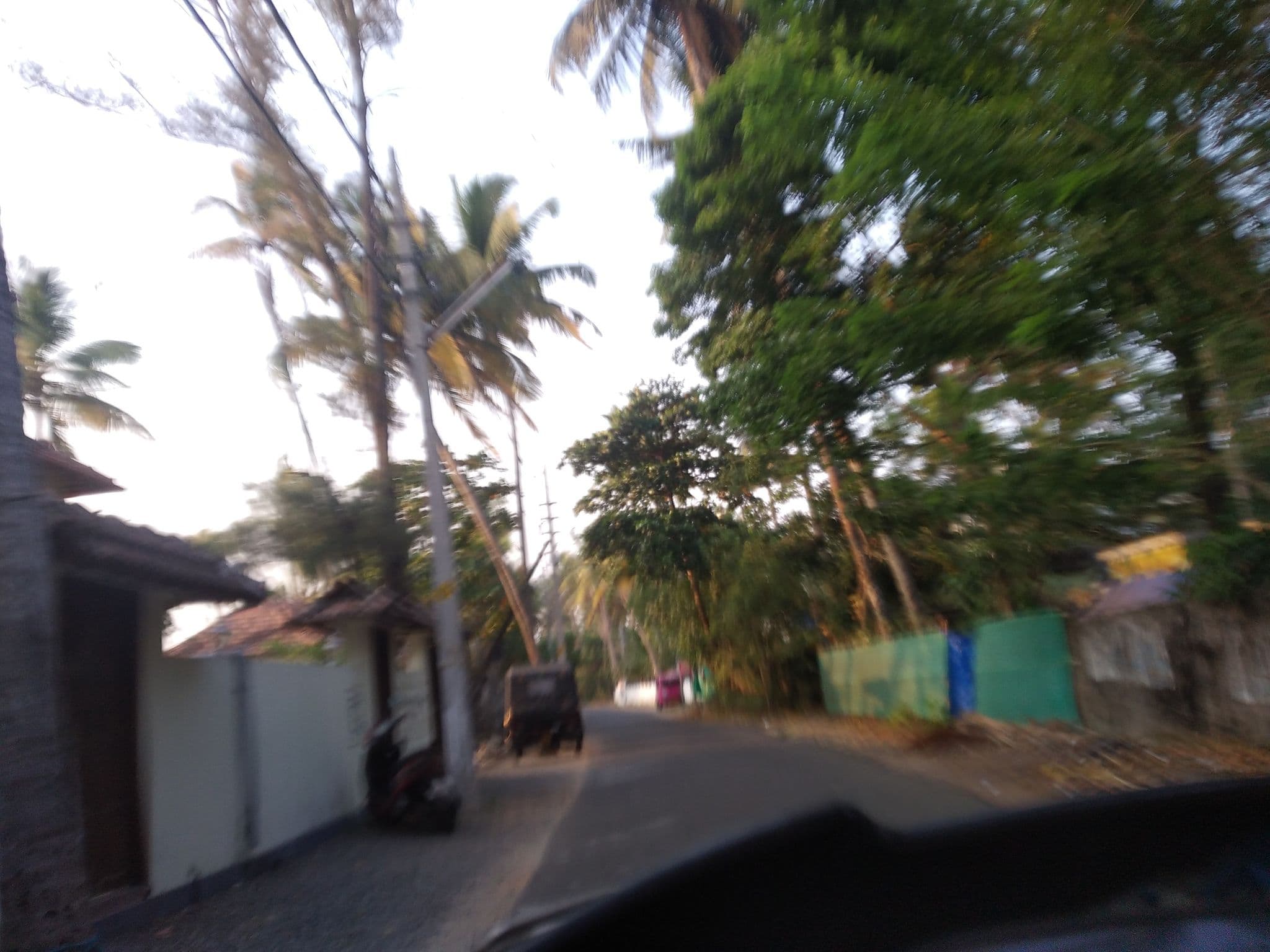Street view near Gabi on the sea, Vadakakarai — © jothishbabu (CC BY-SA · Mapillary)