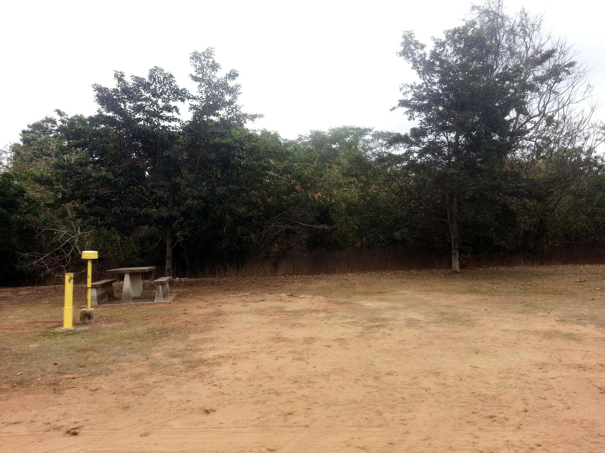 Street view near Ravenswood Sports, Recreation & Campimg Reserve, Queenton — © bob3bob3 (CC BY-SA · Mapillary)