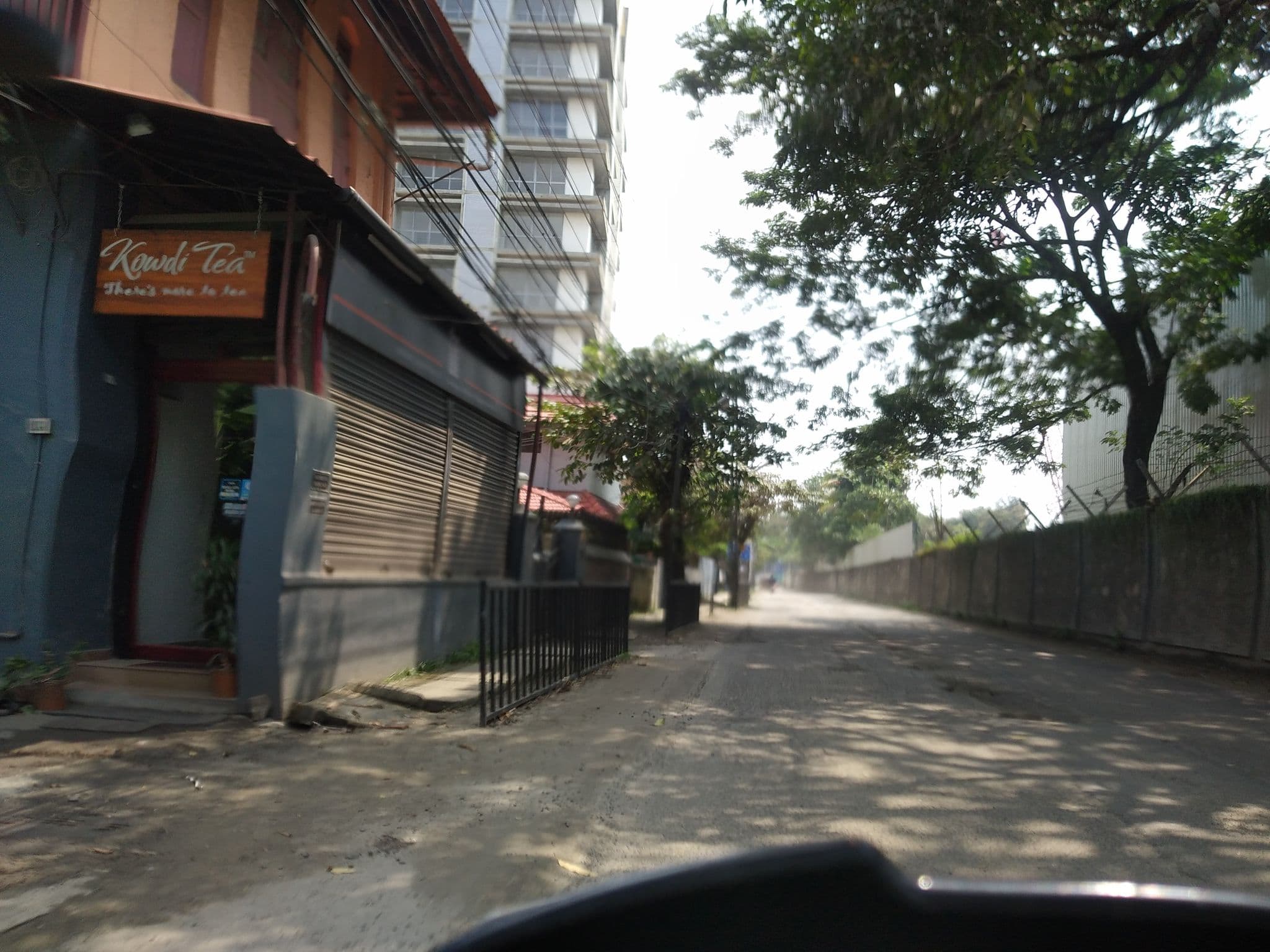 Street view near Kowdi House, Kanayannur